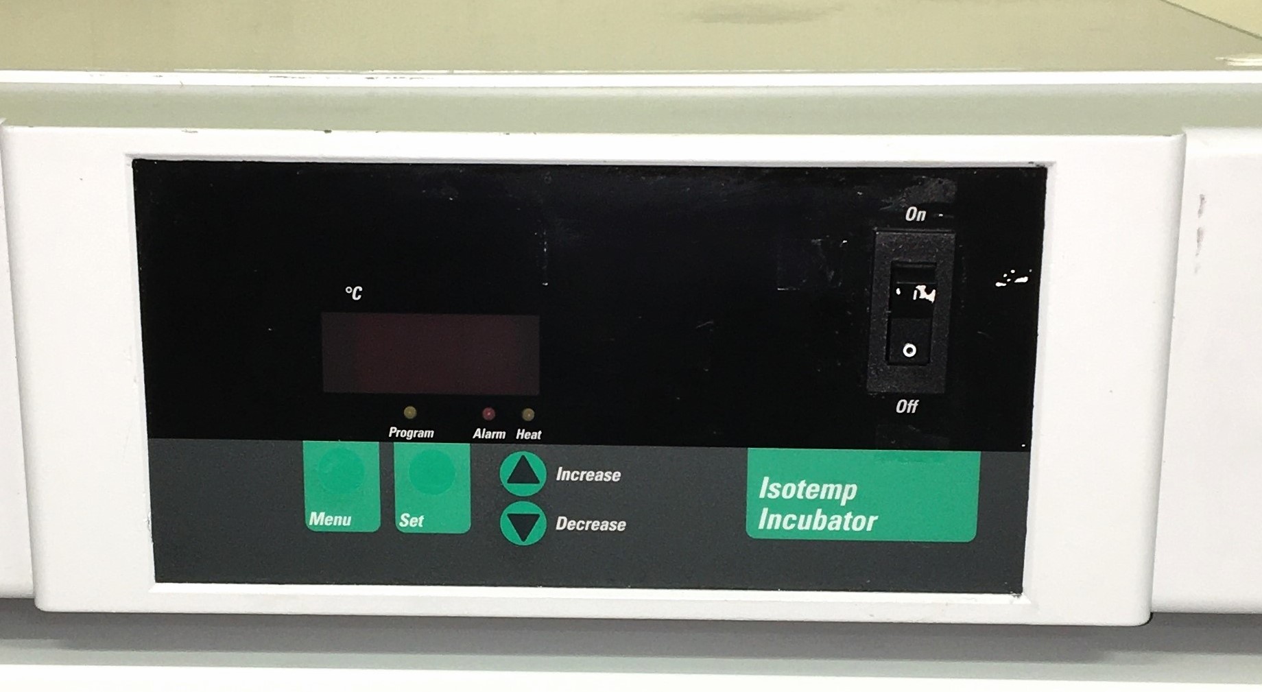 Used Fisher Isotemp 625D Gravity-Convection Incubator (2.5 Cu-Ft)