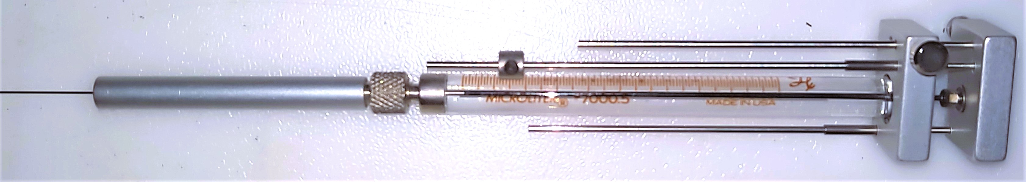 New Open Box Hamilton 86252 Microliter (#7000.5) Injection Syringe with Chaney Adapter (0.5μL)