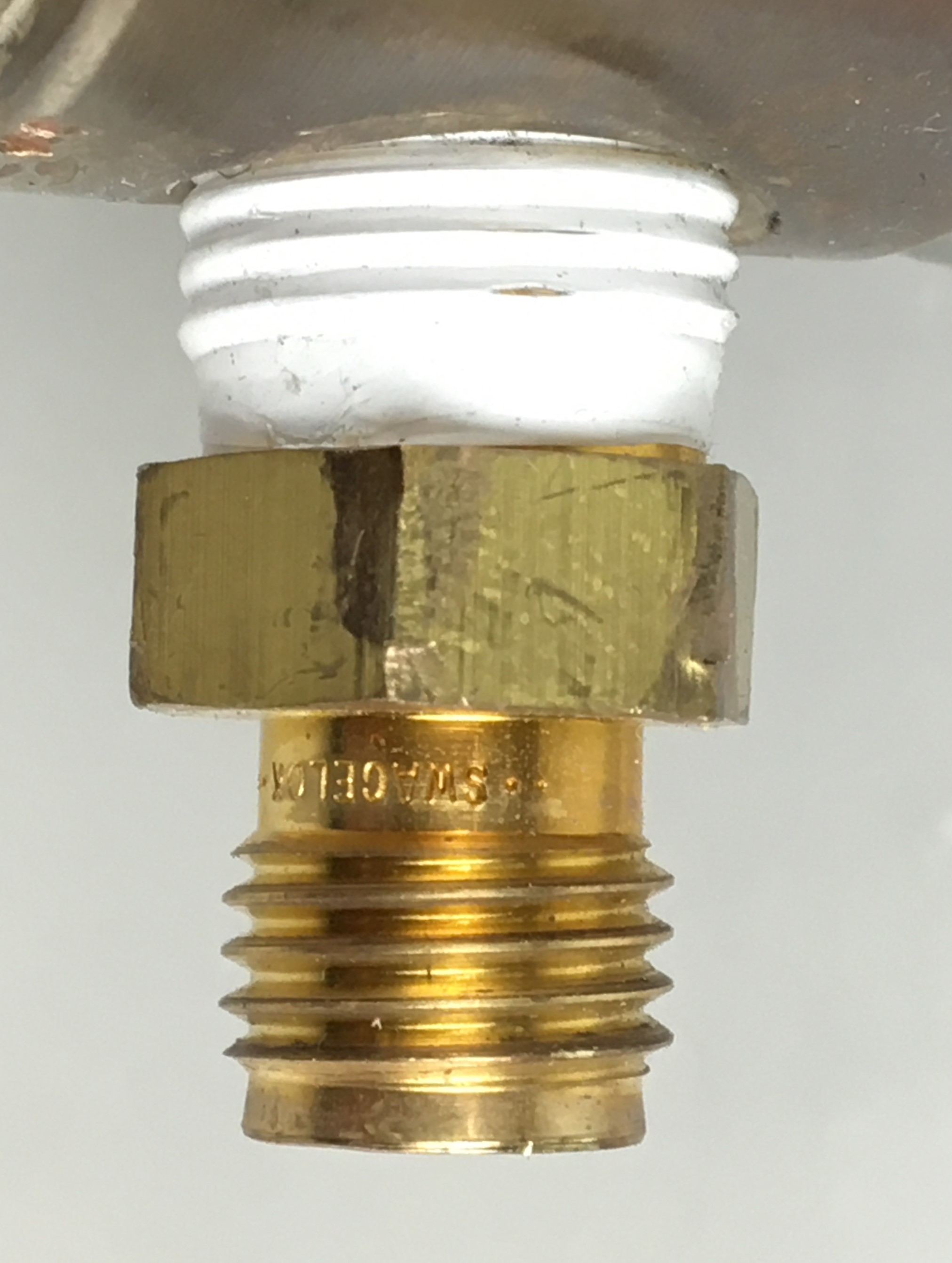 Used Praxair ProStar Platinum PRS300430 Gas Regulator (CGA 580)