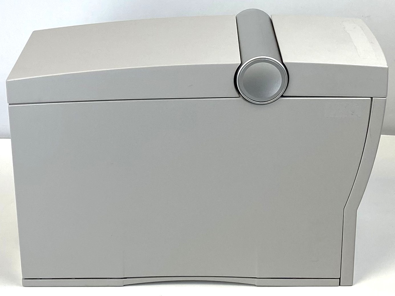 Used Agilent 2100 (G2938B) BioAnalyzer DNA Chip Reader