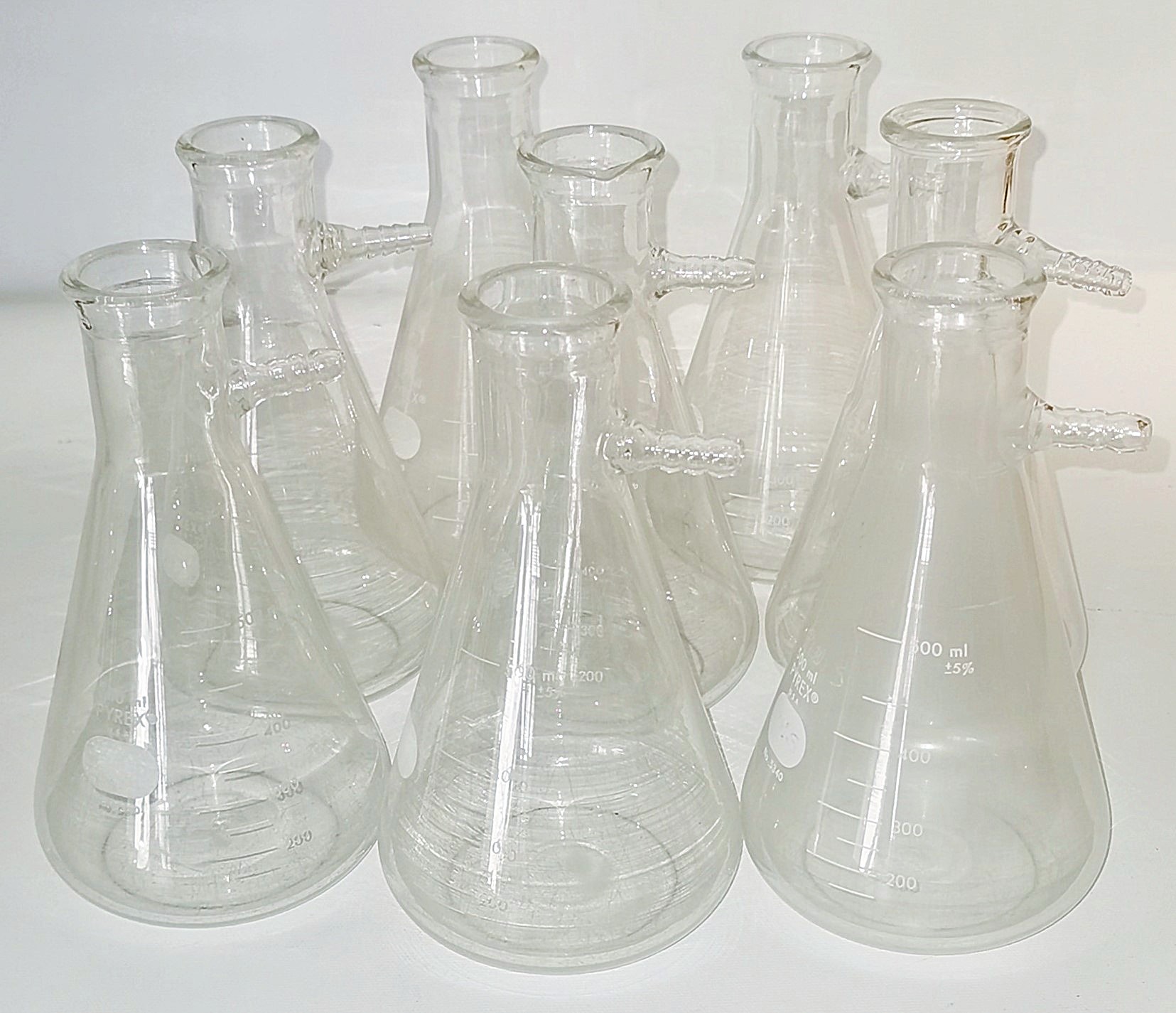 Used Corning PYREX 5340 (and Equivalent) 500mL Heavy Wall Filtration Flask with Sidearm Tubulation