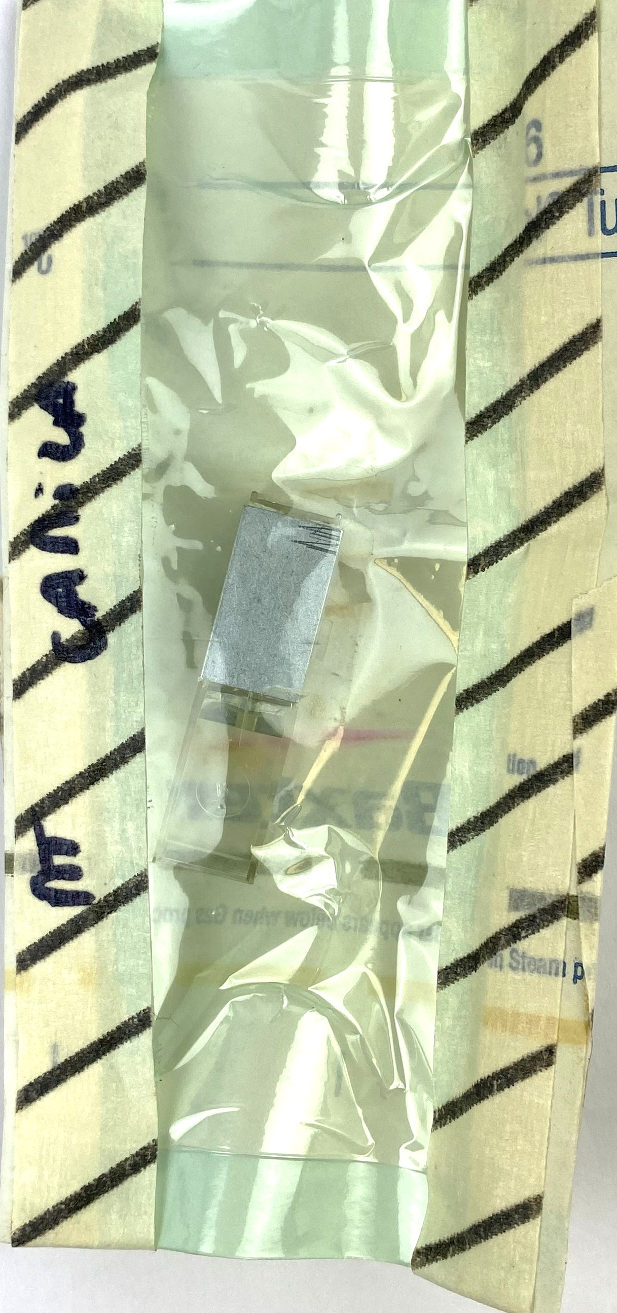 Used BioRad Gene Pulser Transfection Apparatus with Cuvettes