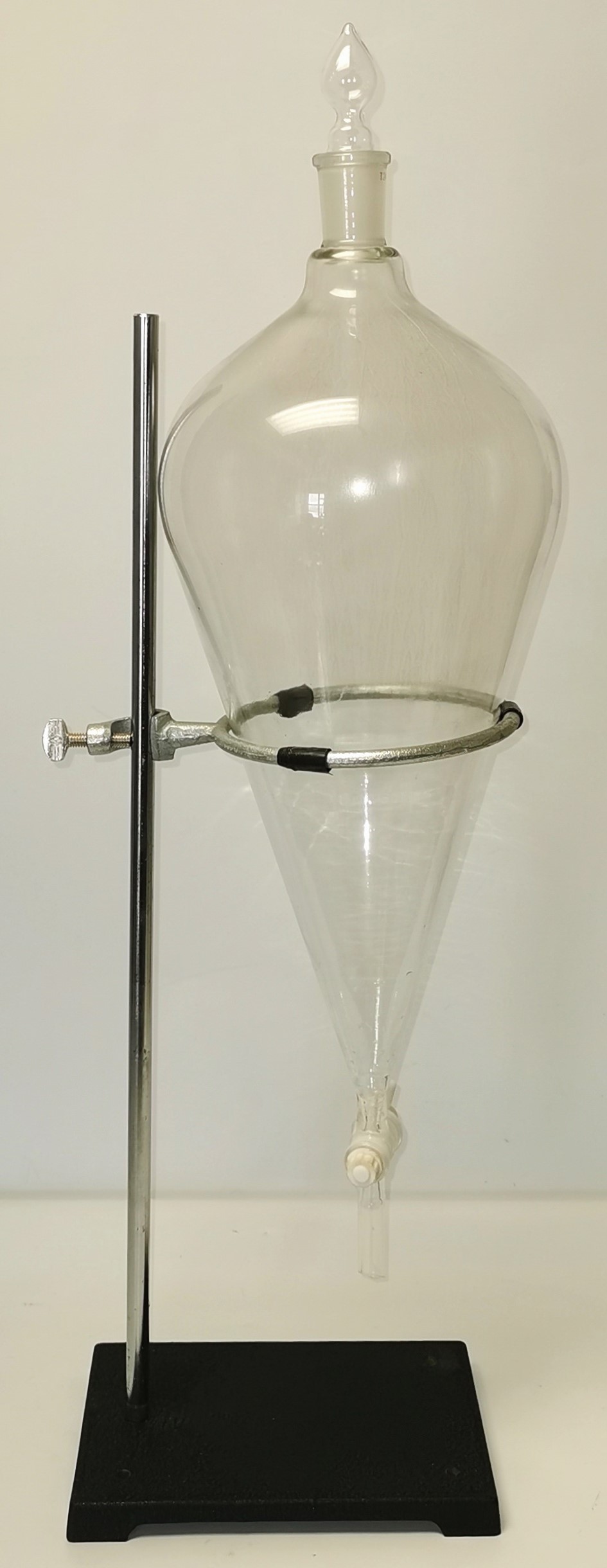 Used 5000 mL Pear-Shaped Separatory Funnel with Ring Support Stand