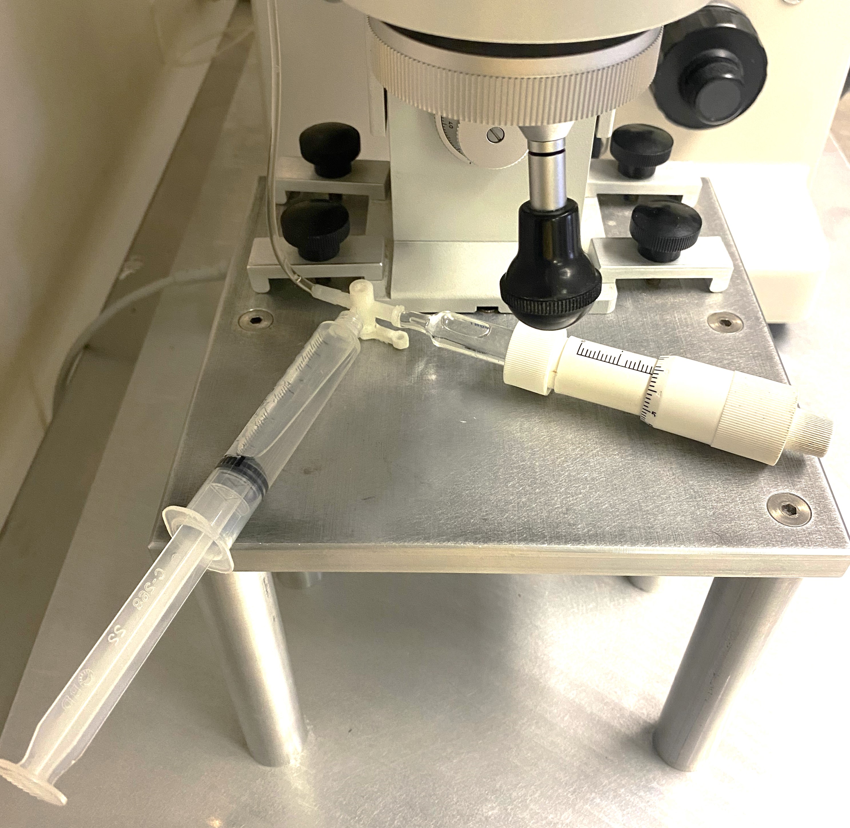 Used Nikon Diaphot TMD Inverted, Phase-Contrast Microscope with Micromanipulators