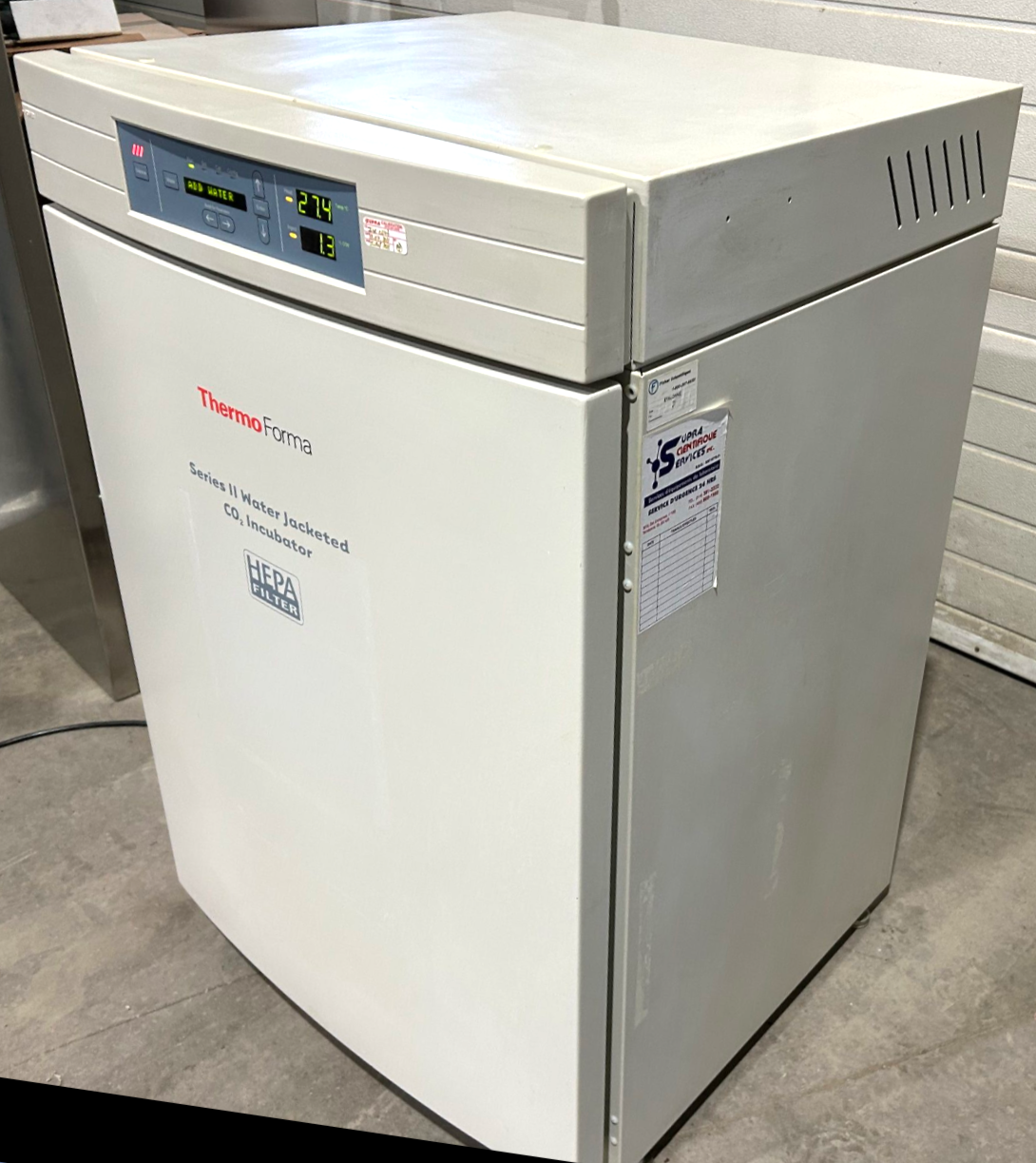 Used Thermo Forma Series II 3110 Water-Jacketed CO2 Incubator (6.5 Cu-Ft)