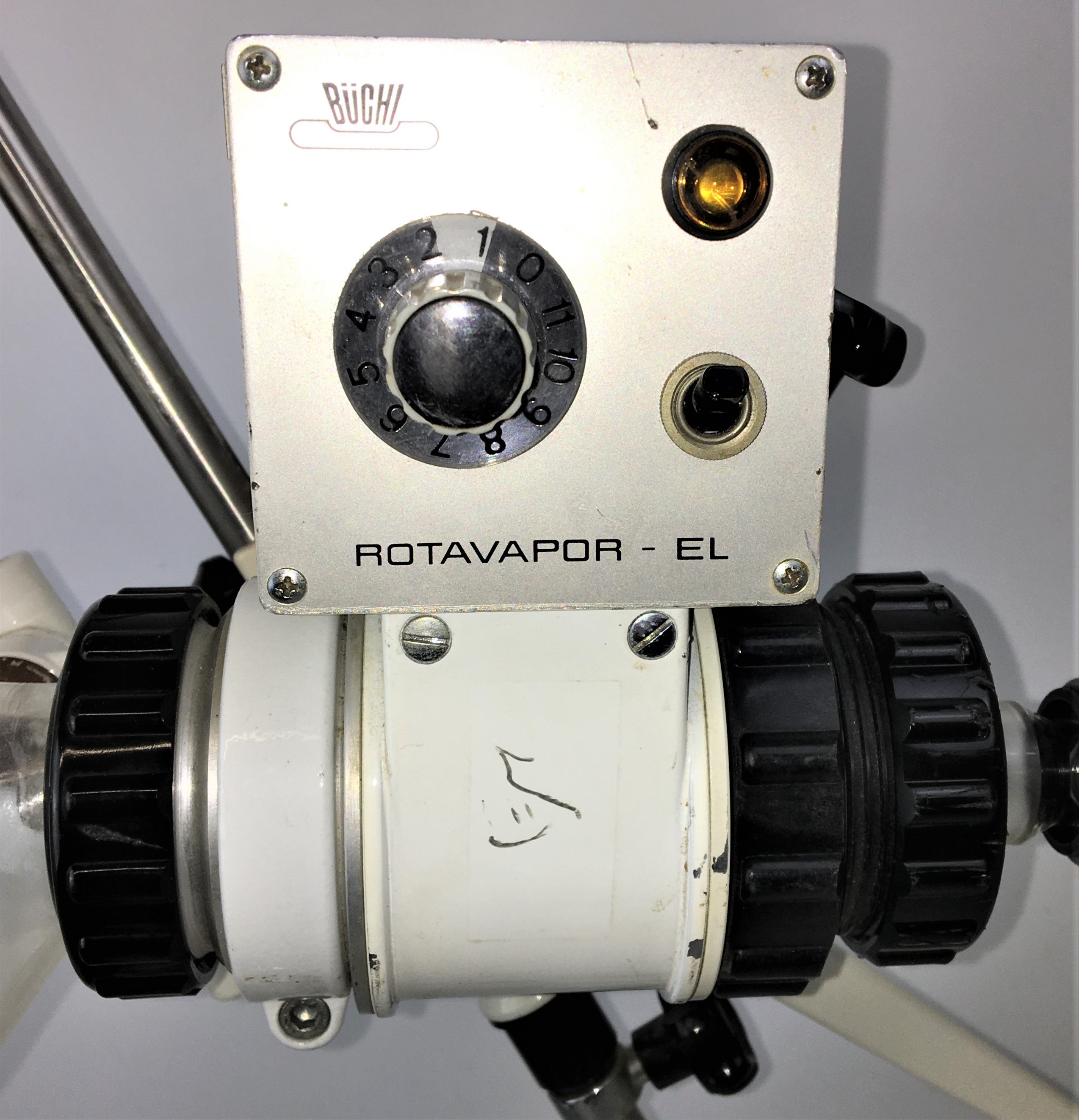 Used Buchi Rotavapor-EL Rotary Evaporator with W240N Bath, Stand and Glassware