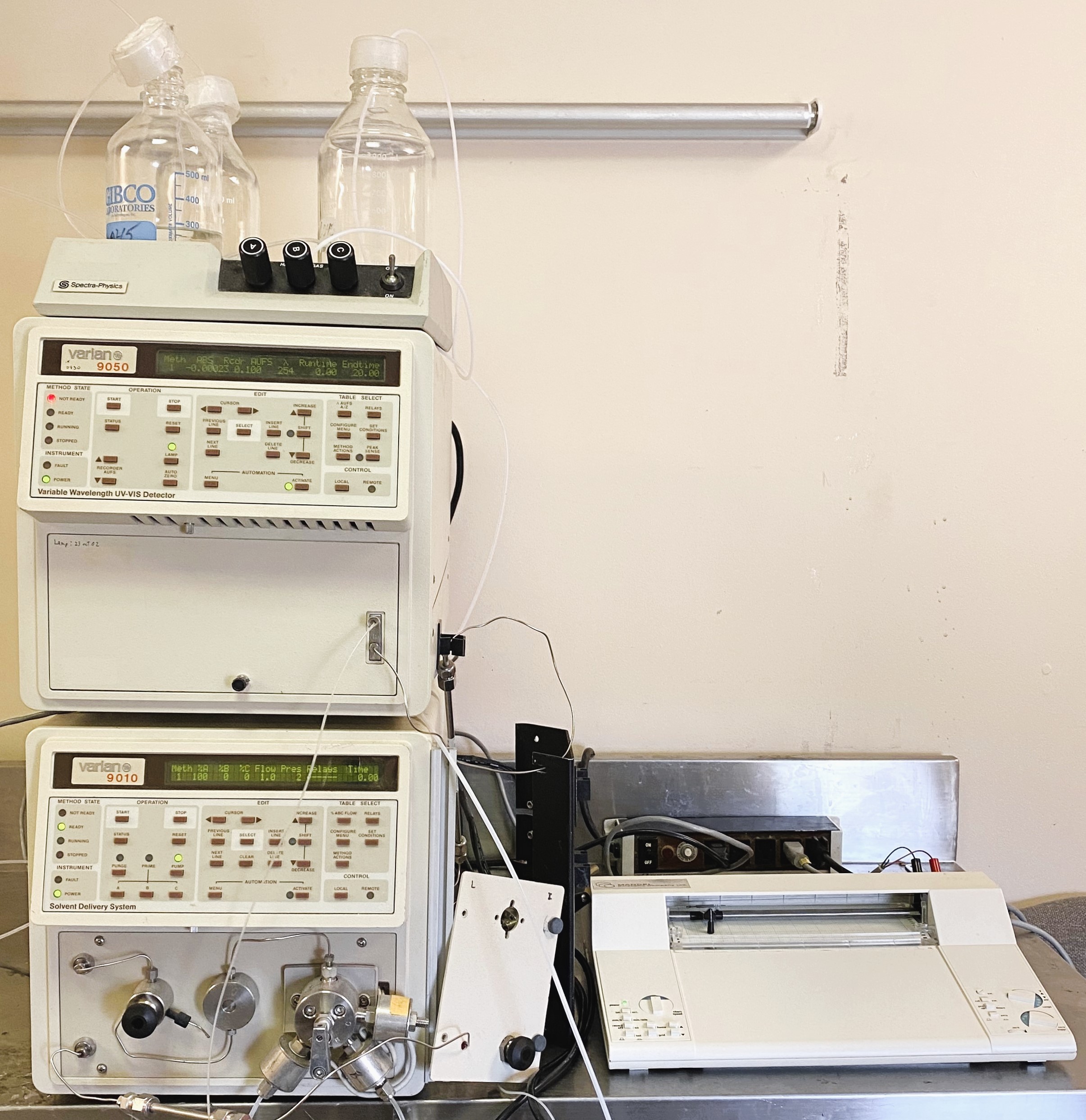 Used Varian 9000 Series UV-Visible HPLC System
