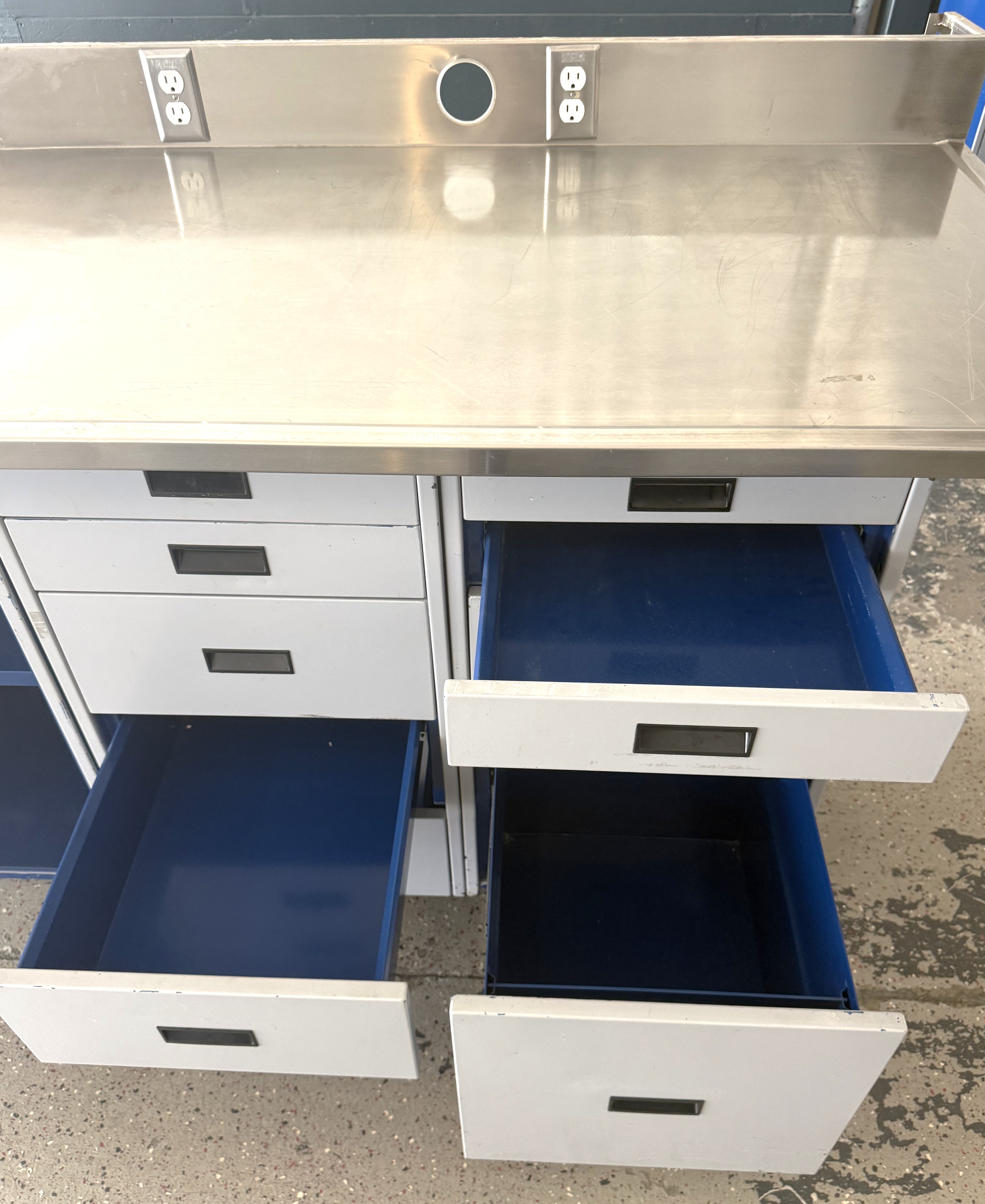 Used Metal Laboratory Cabinetry (9 Linear Ft)
