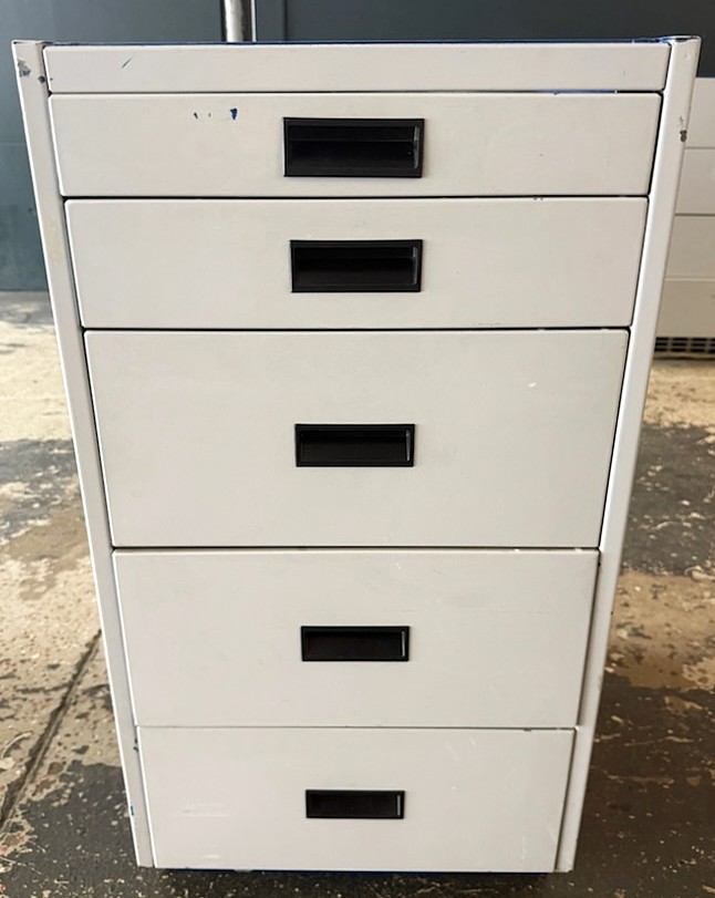 Used Metal Laboratory Cabinetry (Priced/Linear Ft)
