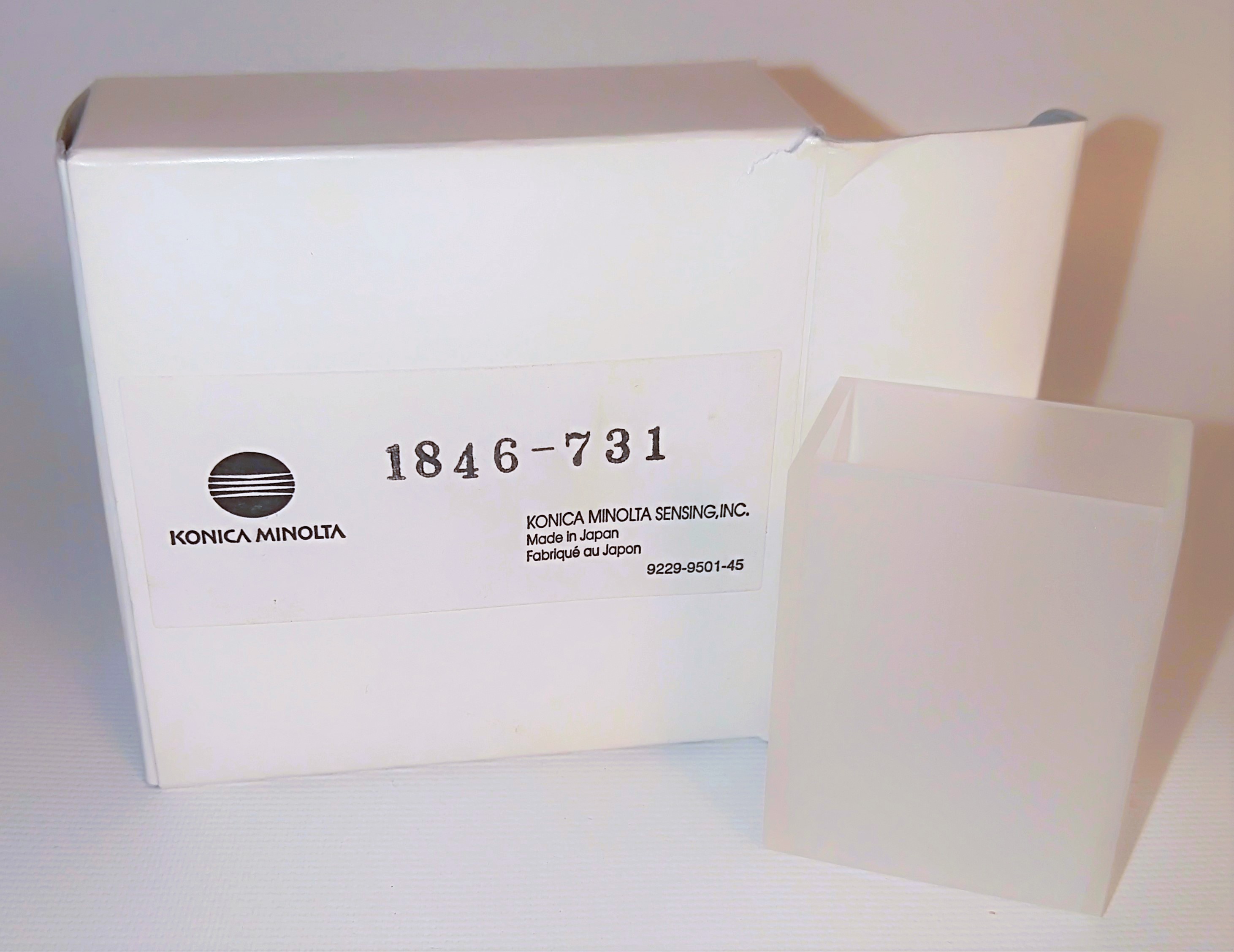 New Open Box Konica Minolta 1846-731 Sample Cell - 20mm for CR-400 Chroma-Meter