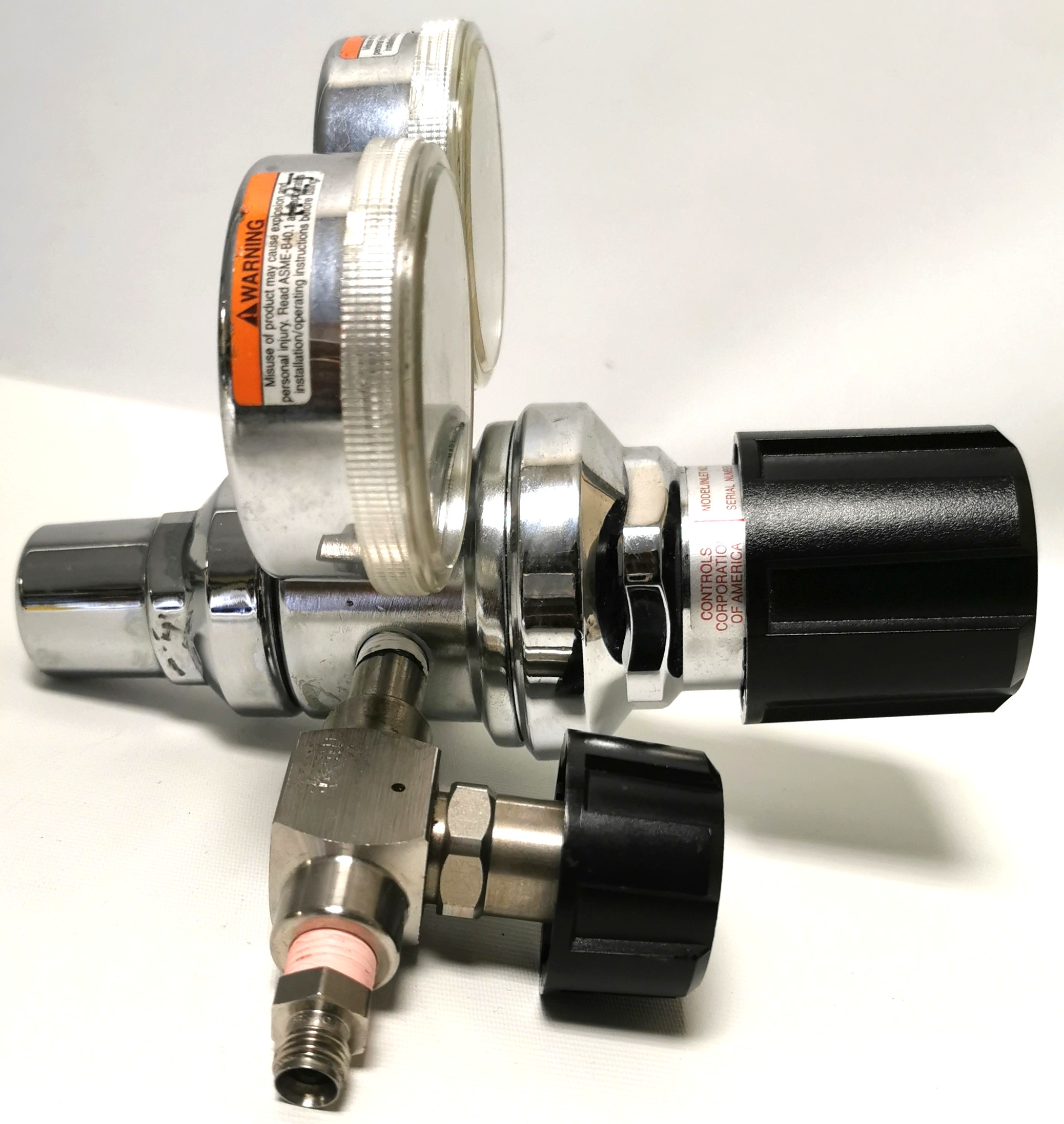 Used Liquid Air 2123311-346 Stainless-Steel Compressed Air Regulator (CGA 346)