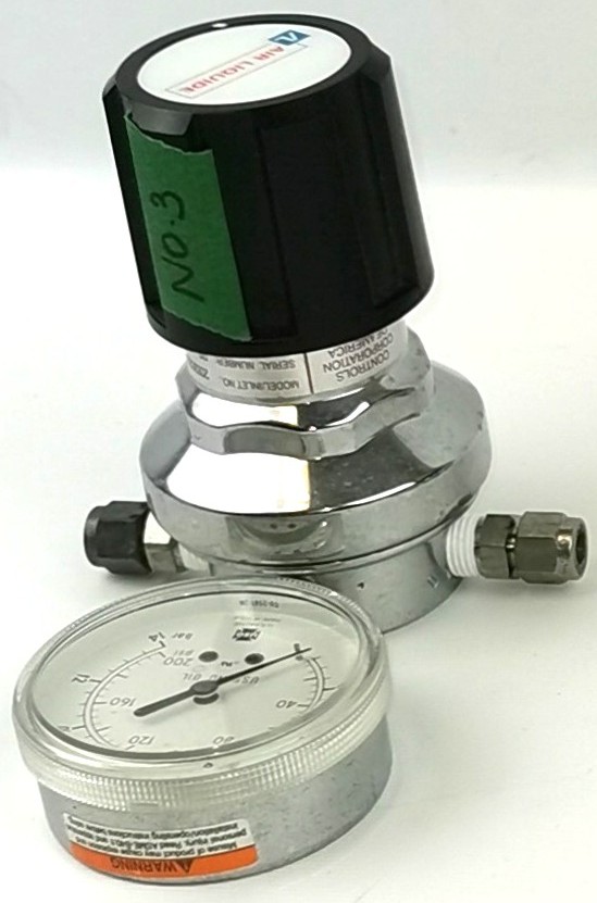 Used Liquid Air 2053022-TF4 Stainless-Steel Pressure-Reducing Regulator