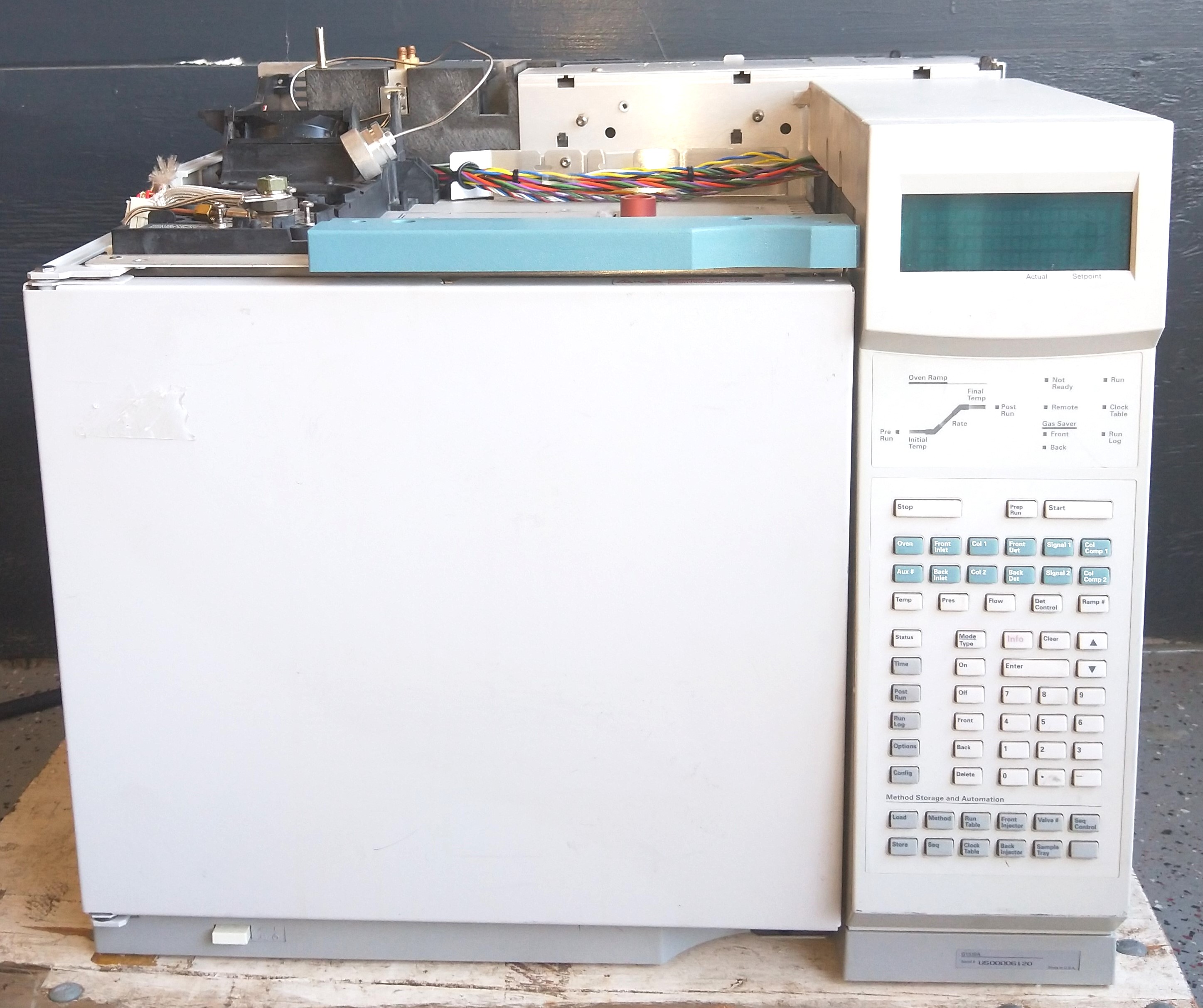 As is Agilent 6890A Plus (G1530A) Gas Chromatograph