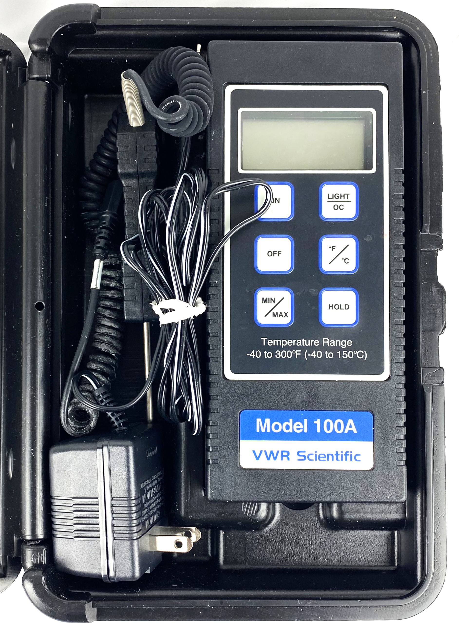 Used VWR 100A (61220-157) Digital Thermometer with Probe and Case