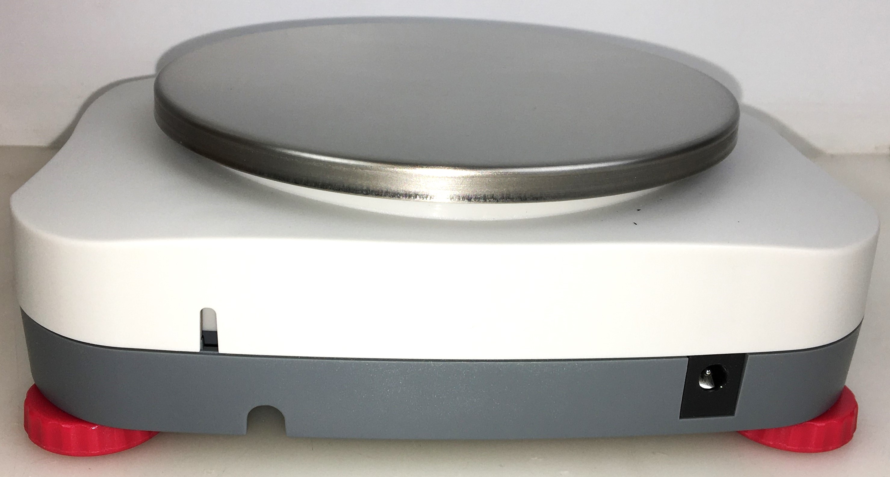 New Open Box Ohaus Navigator NV222 Portable Balance (220g x 0.01g)