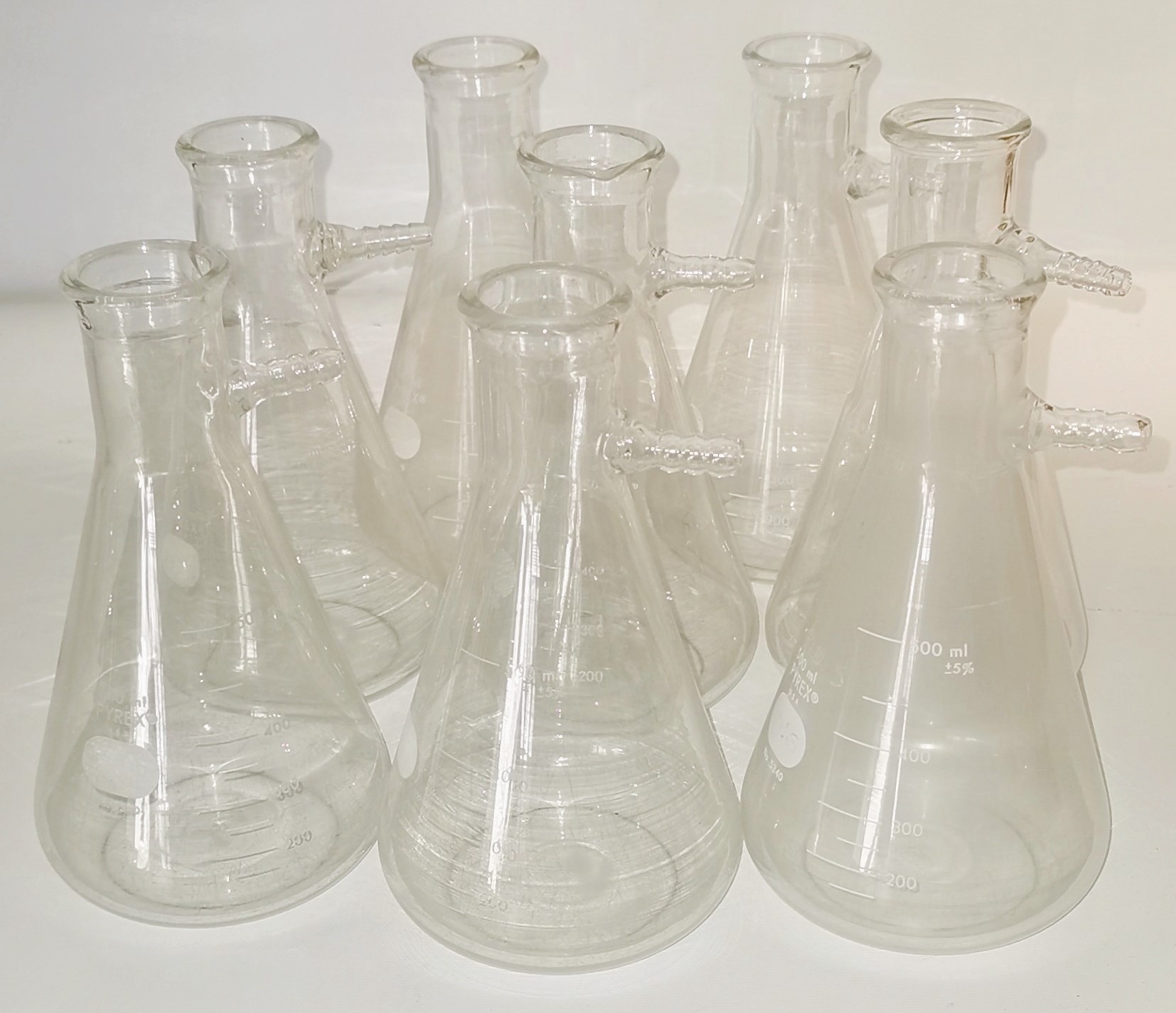 Used Corning PYREX 5340/Kimble KIMAX 27060 Heavy Wall Filtration Flask with Sidearm Tubulation - 500mL