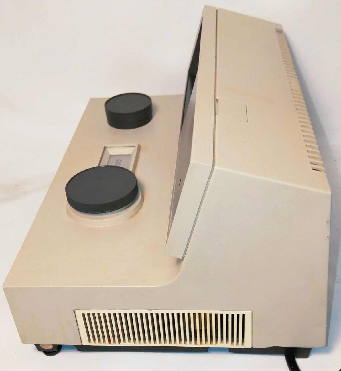 Used Bausch & Lomb Spectronic 21 (33.22.42) Visible Spectrophotometer (340 to 950nm)