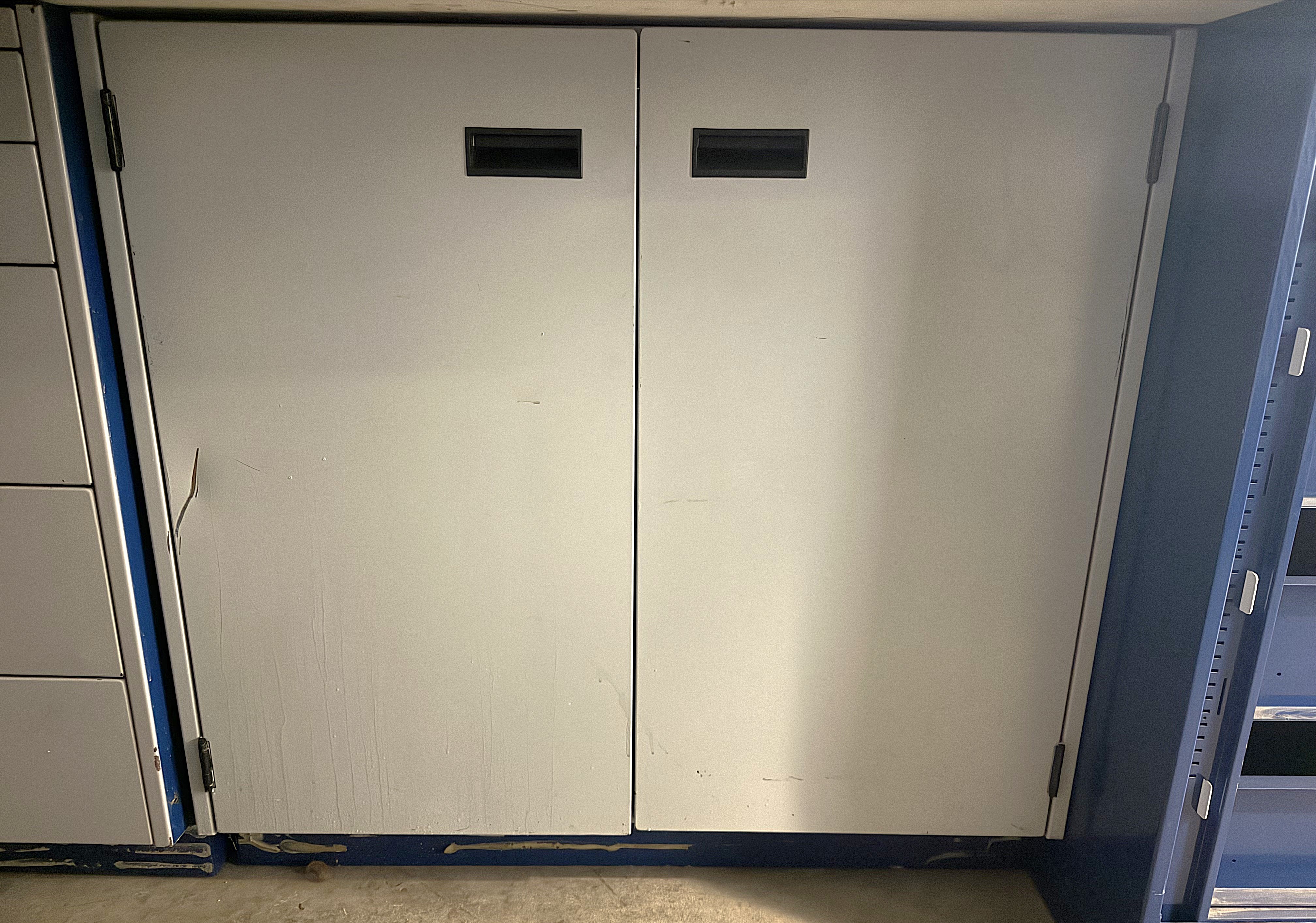 Used Metal Laboratory Cabinet (Priced/Linear Ft)