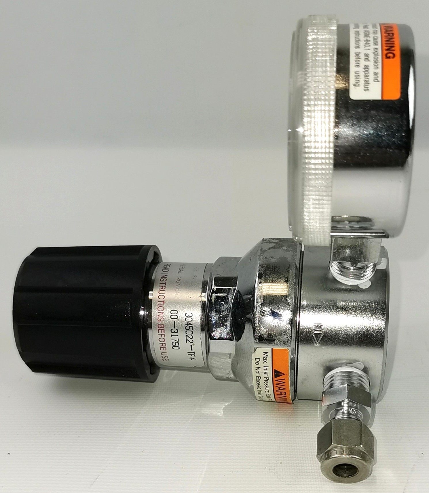 Used Liquid Air CONCOA 3045022-TF4 Pressure-Reducing Regulator