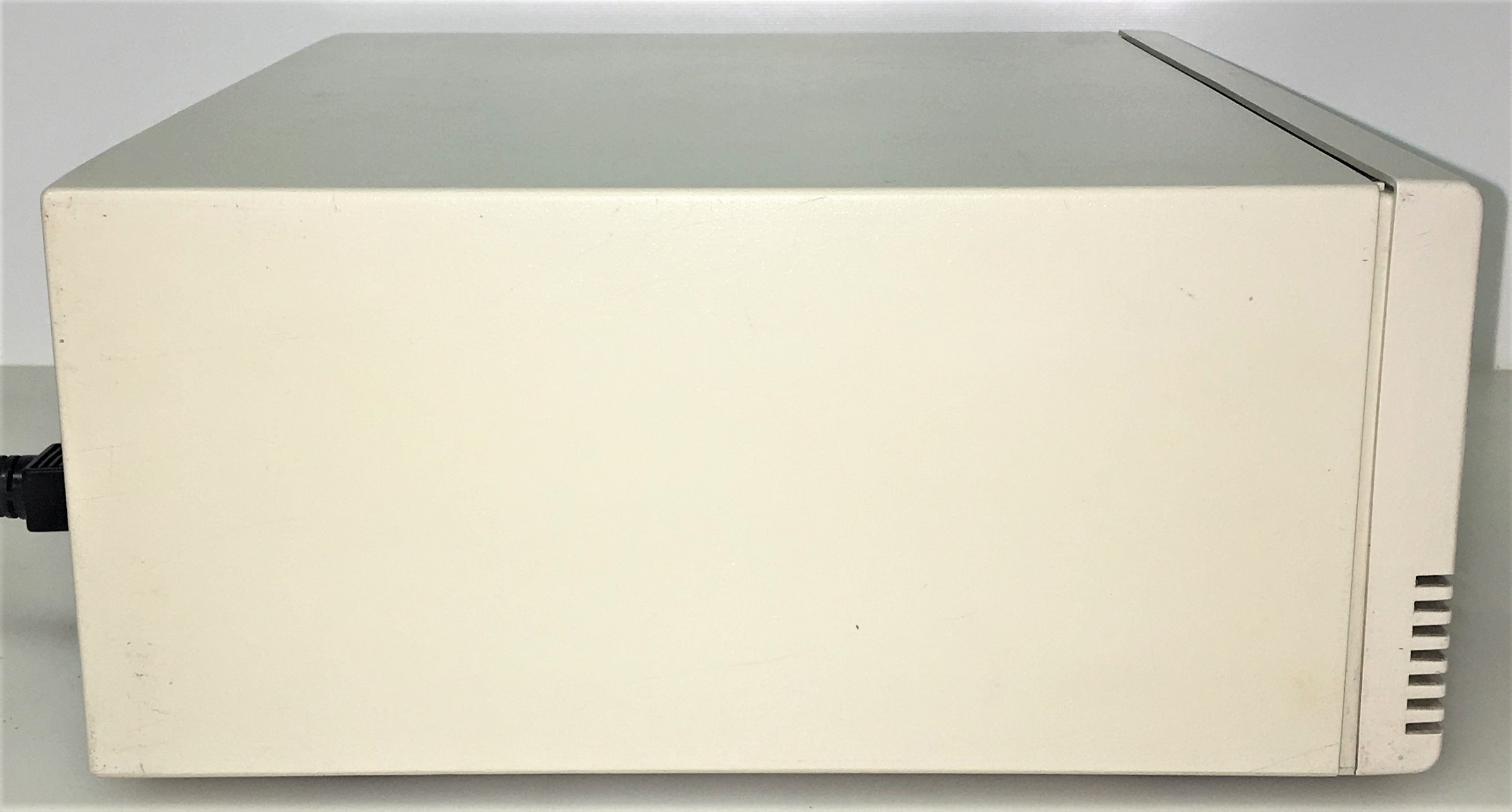 Used Hewlett Packard 7673A (18594A) Autosampler Controller