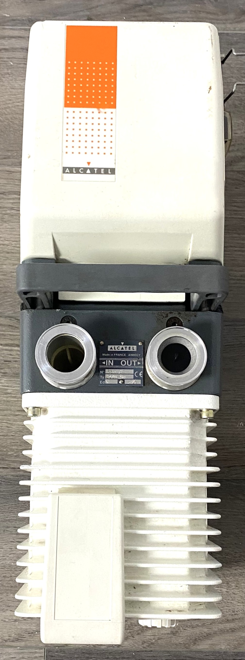 Used Alcatel 2005 SD Rotary Vacuum Pump (3.8cfm)