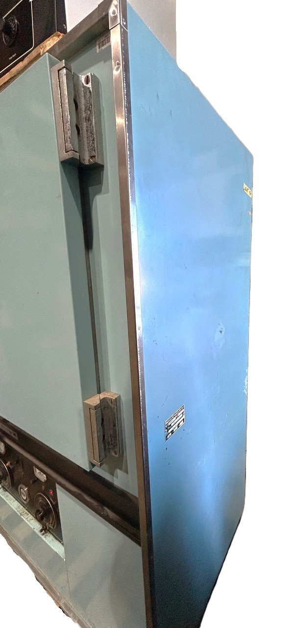 Used Blue-M POM-136C-1 Forced-Air Oven (11 Cu-Ft)