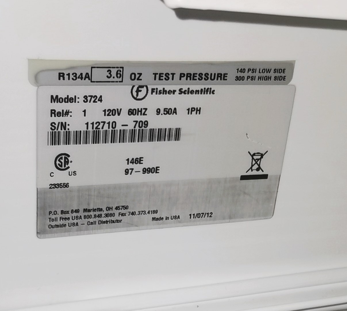 Used Fisher Isotemp 3724 Refrigerated BOD Incubator (6.1 Cu-Ft)