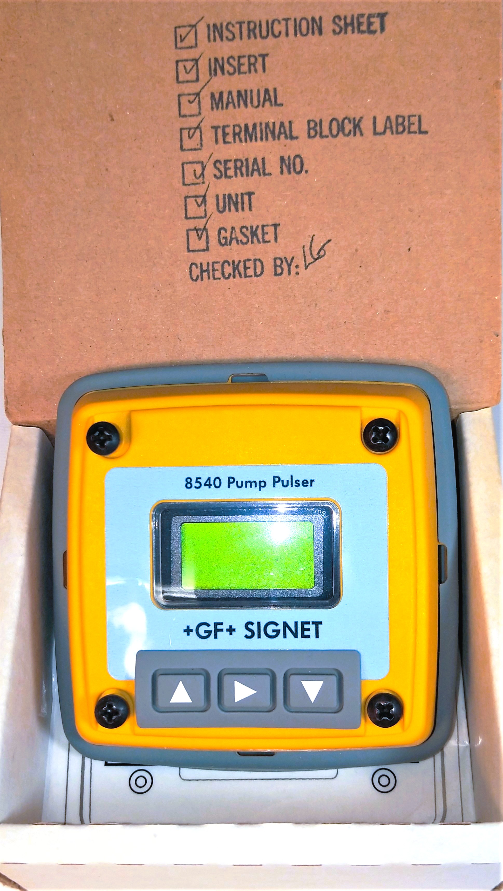 New Open Box GF Signet 3-8540 Pump Pulser Flow Transmitter