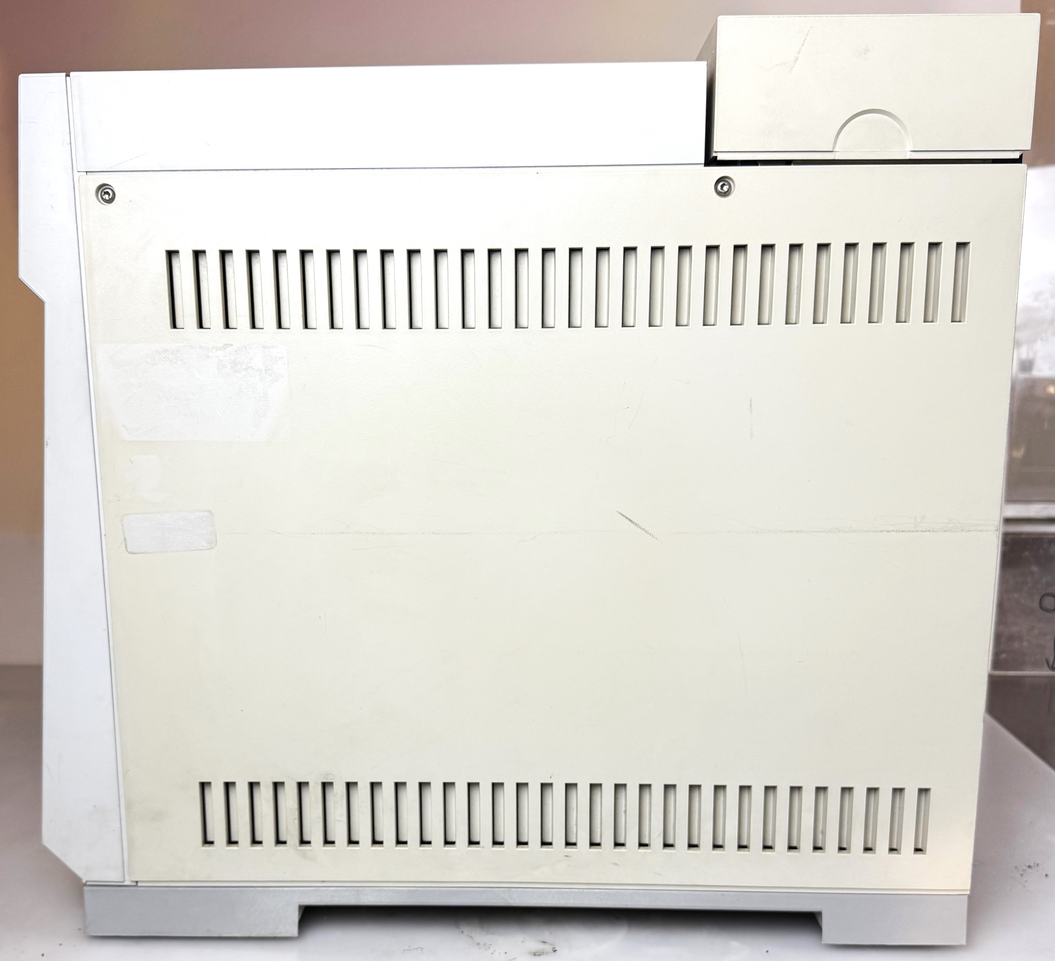 As is Agilent 6890A Plus (G1530A) Gas Chromatograph