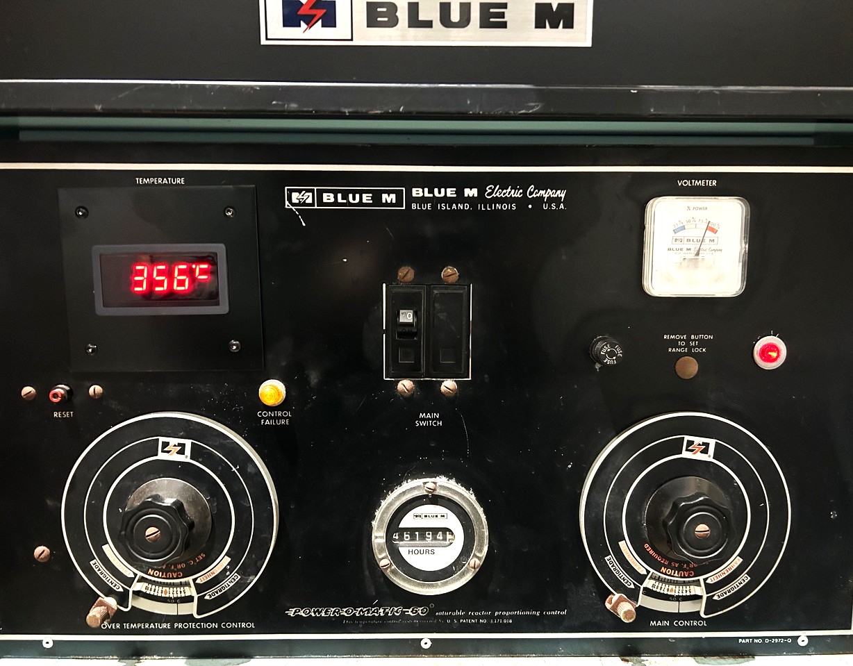 Used Blue-M POM-136C-1 Forced-Air Oven (11 Cu-Ft)