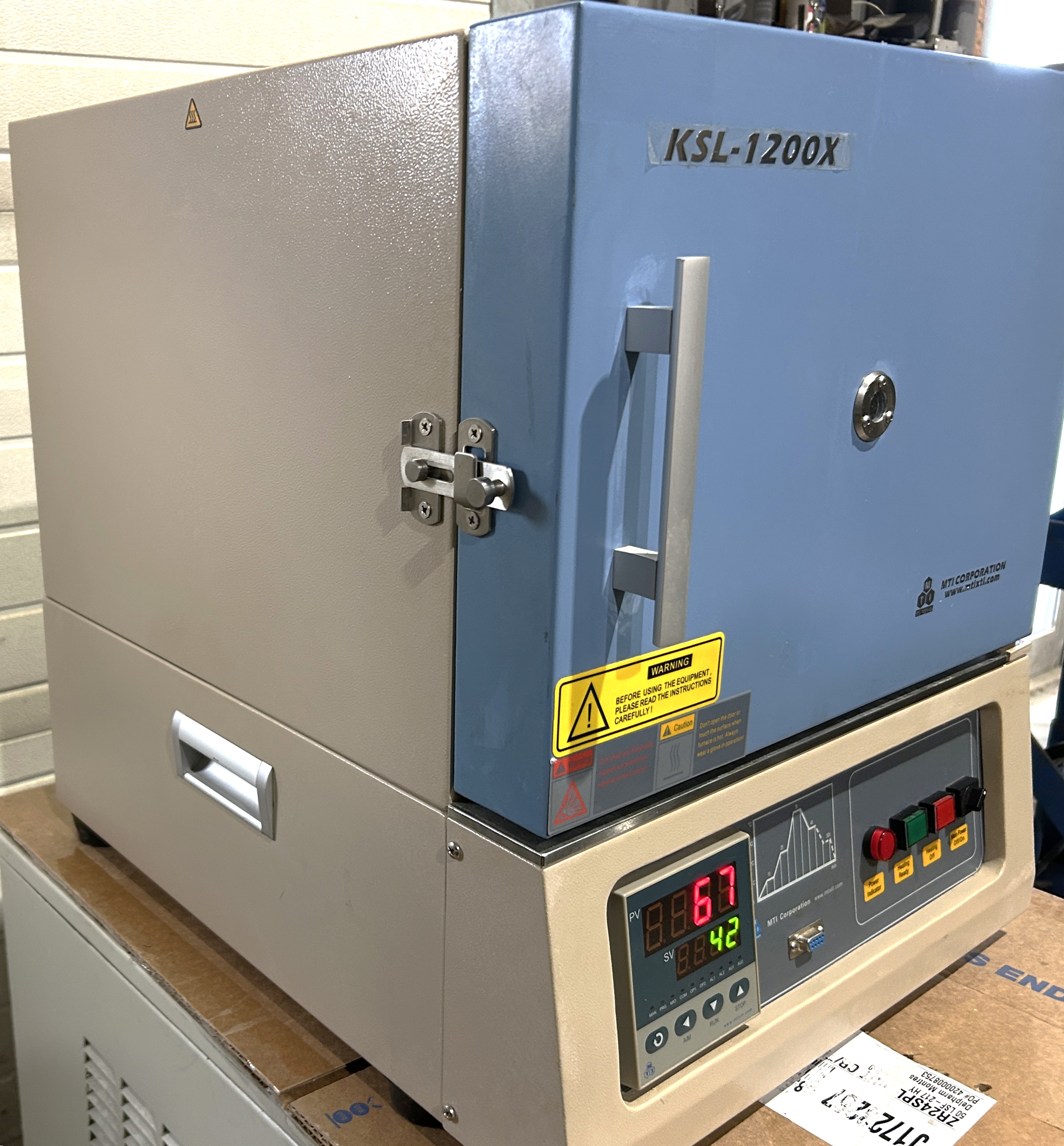 Used MTI KSL-1200X Programmable Muffle Furnace (0.95 Cu-Ft)