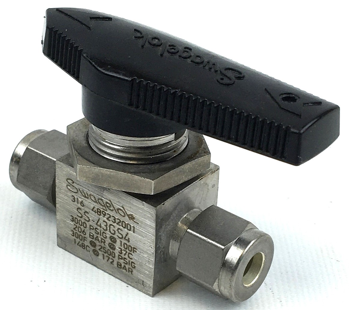 Used Swagelok Whitey SS-43GS4 Straight 2-Way Ball Valve (1/4" Fitting)