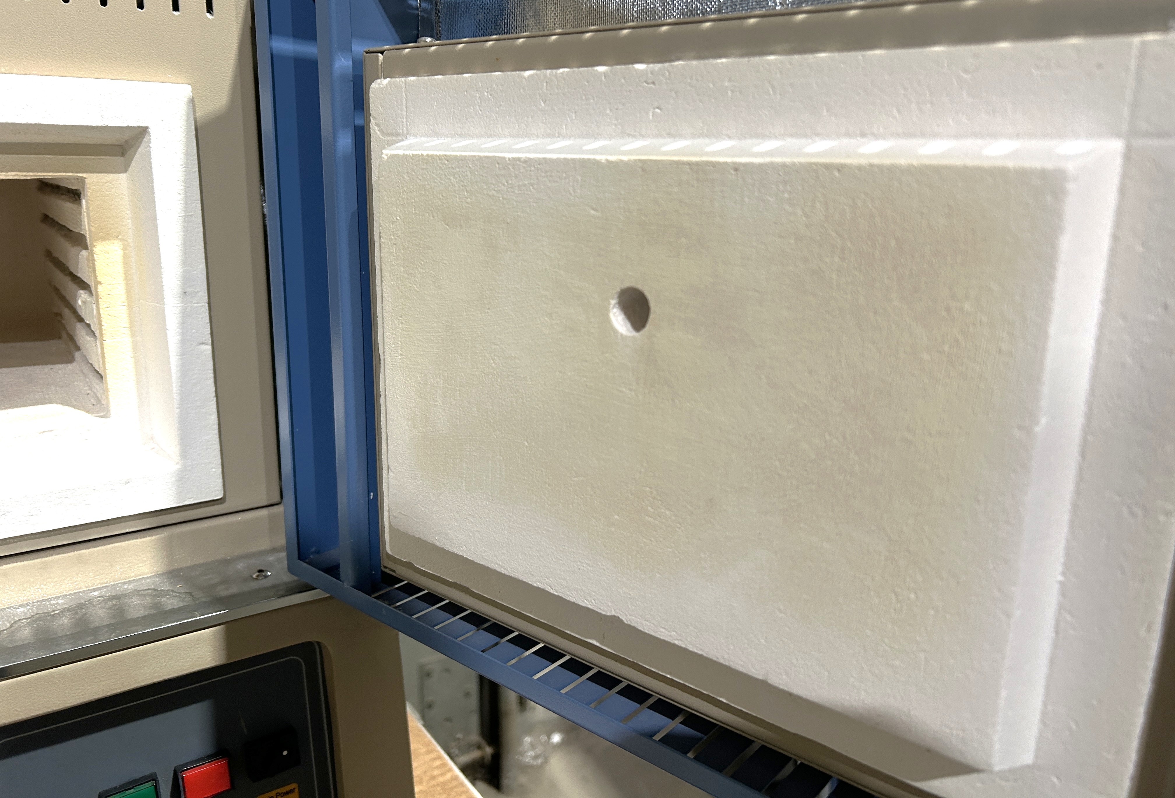 Used MTI KSL-1200X Programmable Muffle Furnace (0.95 Cu-Ft)