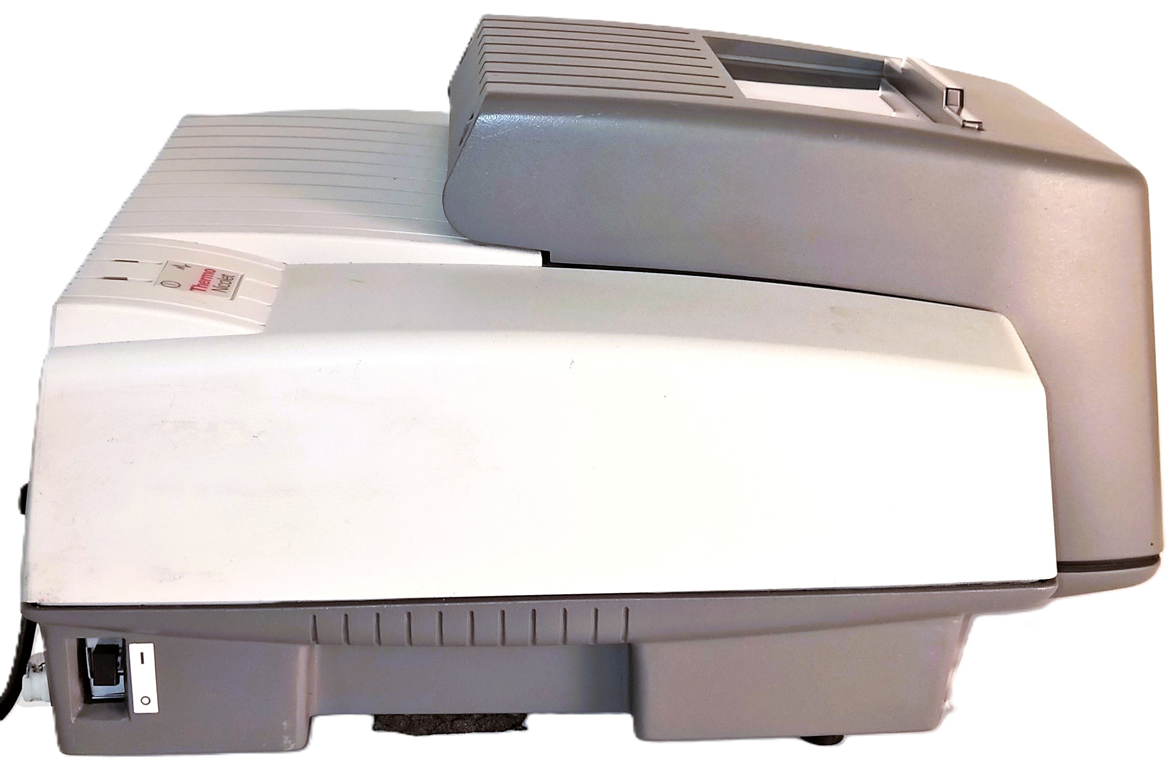 Used Thermo Nicolet Avatar 360 ESP FT-IR Spectrophotometer with Carrying Case