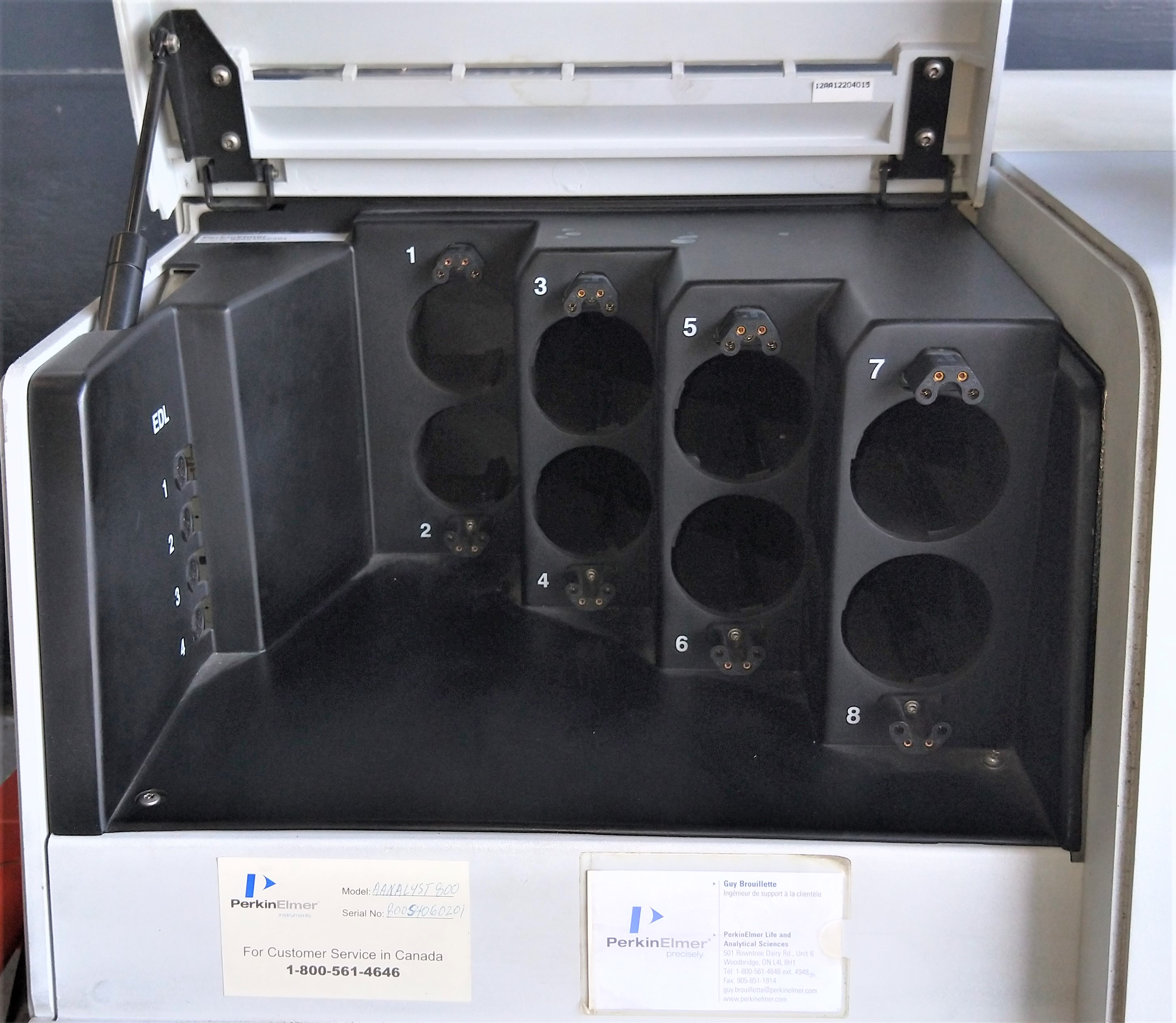 As is Perkin Elmer AAnalyst 800 AA Spectrometer with AS800 Autosampler and Cooling Accessory