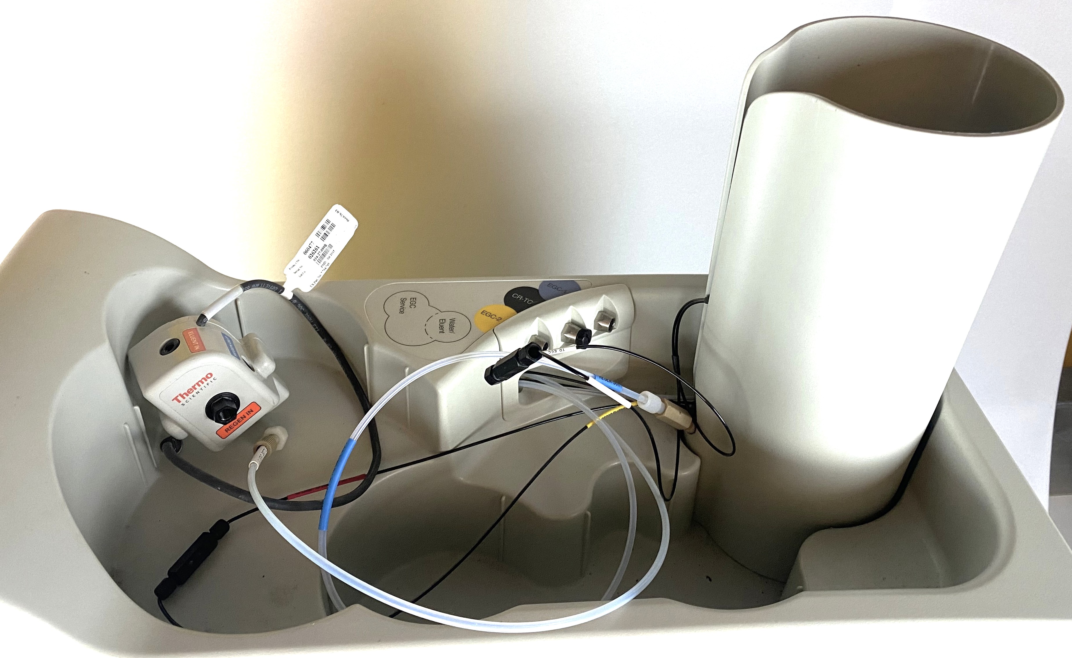 As is Dionex ICS-2100 Ion Chromatograph (AS-IS FOR PARTS)