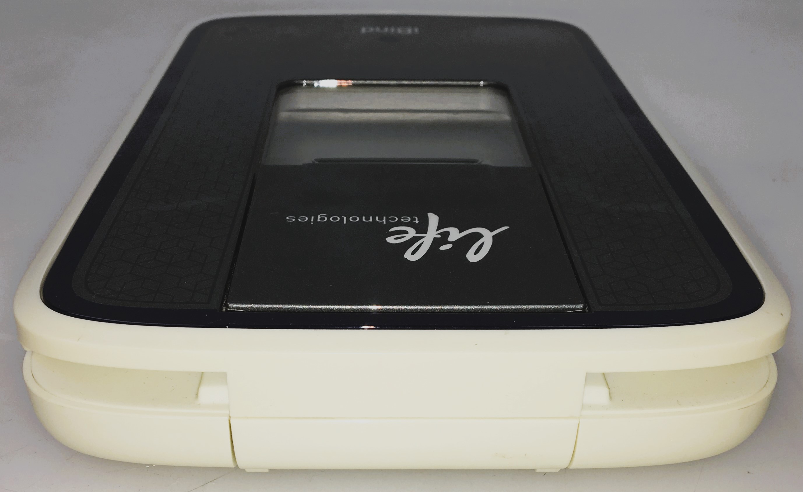 Used Life Technologies iBind Western Device