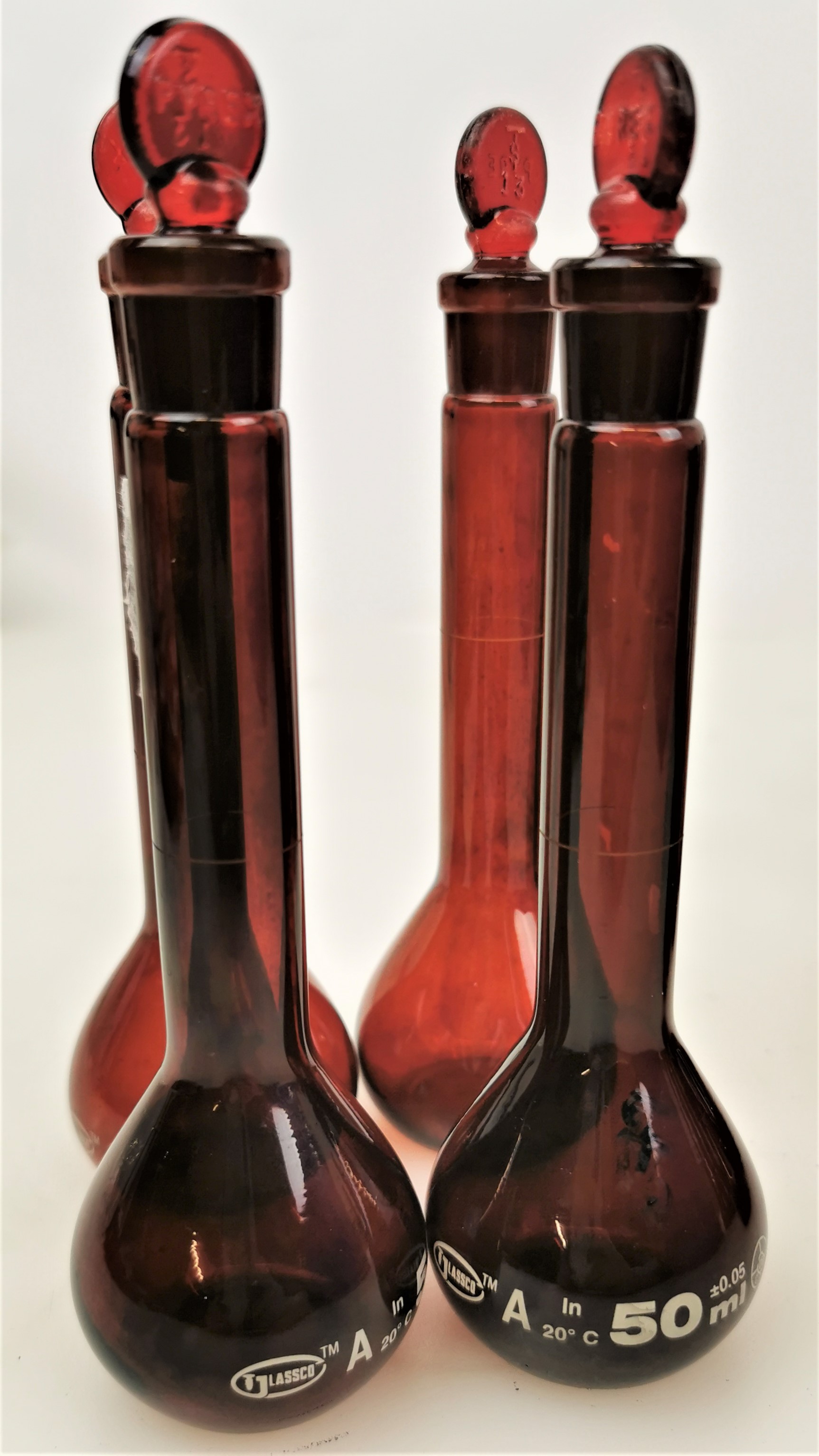 Used Corning PYREX 55640 (and Equivalent) Class A 50mL Amber Volumetric Flask