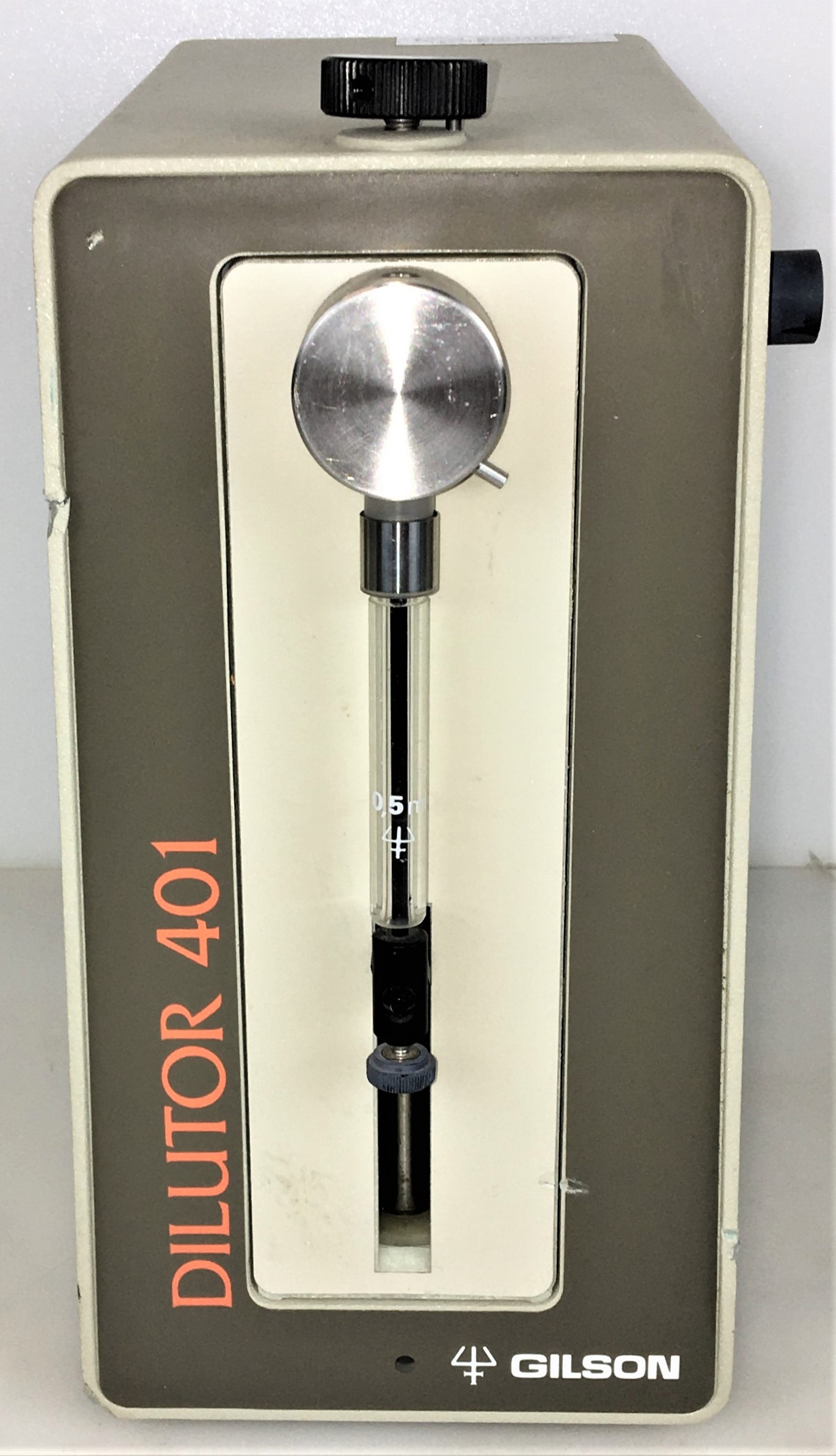 Used Gilson Dilutor 401 Syringe Pump with 201-202 Keypad Controller