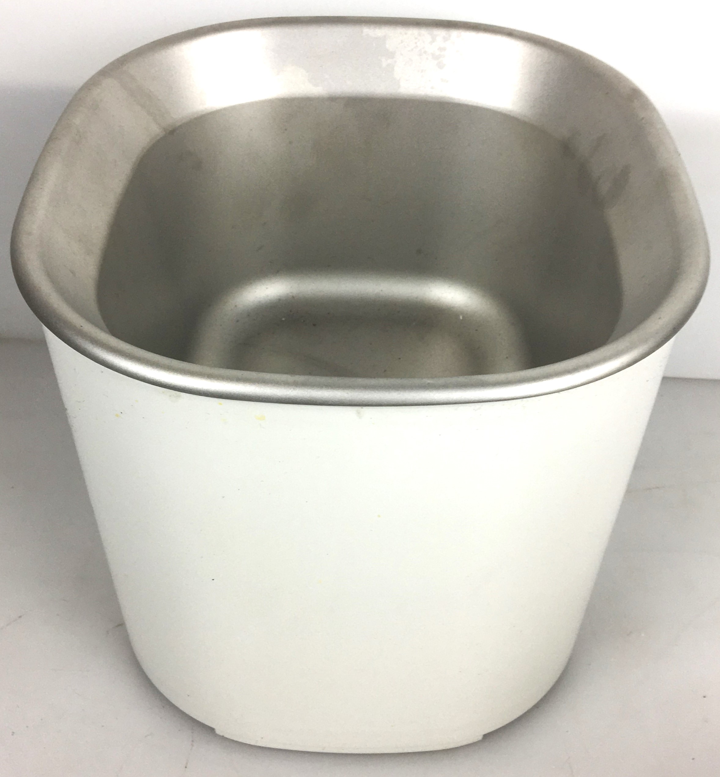 Used Buchi B-301 Heated Water Bath for Rotary Evaporator - 1L