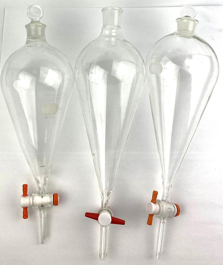 Used Corning (or Equivalent) Squibb Separatory Funnel - 1000mL