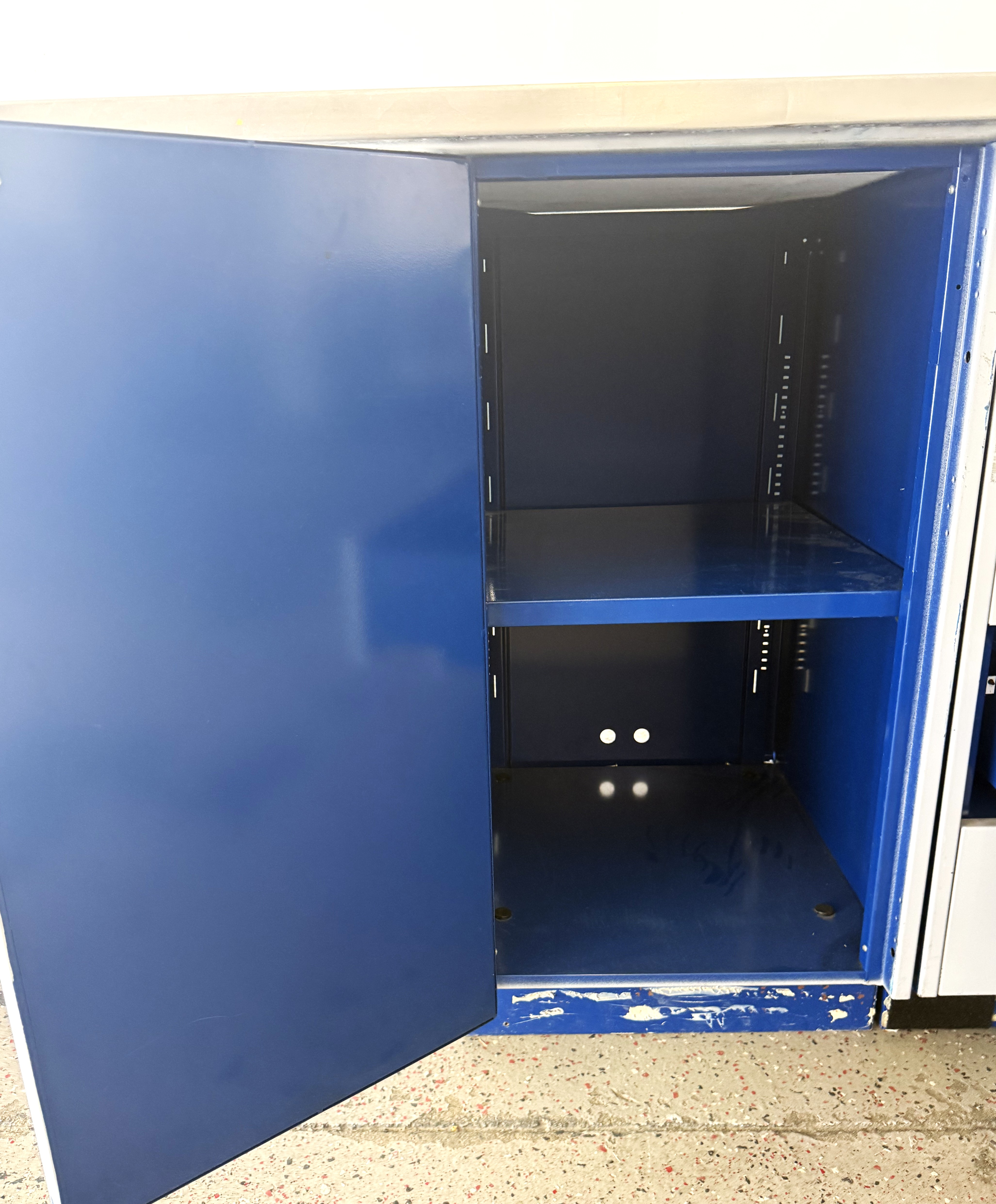 Used Metal Laboratory Cabinetry (9 Linear Ft)