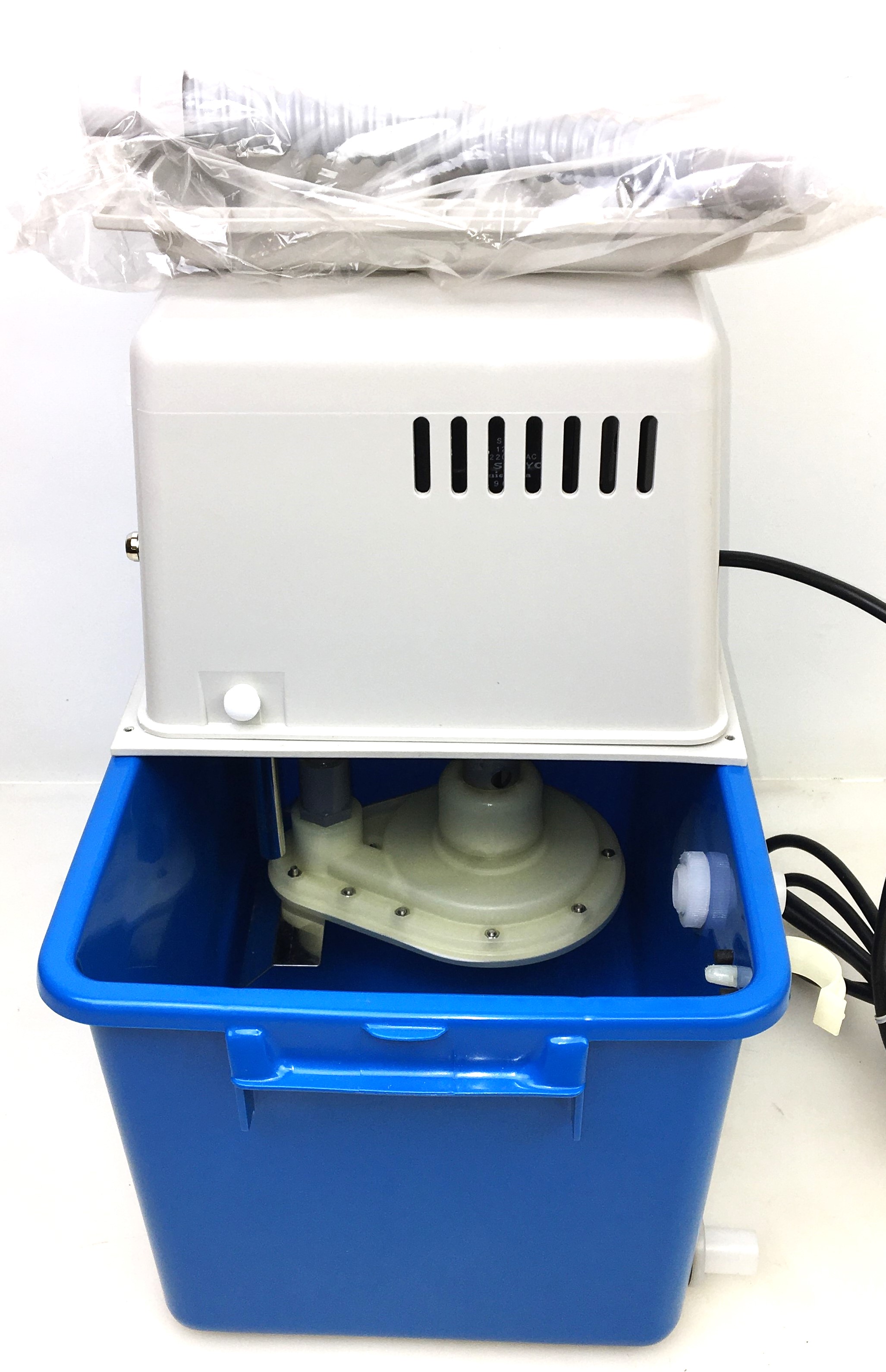 New Open Box Cole-Parmer WP-15 (7049-00) Aspirator Pump (0.5CFM)