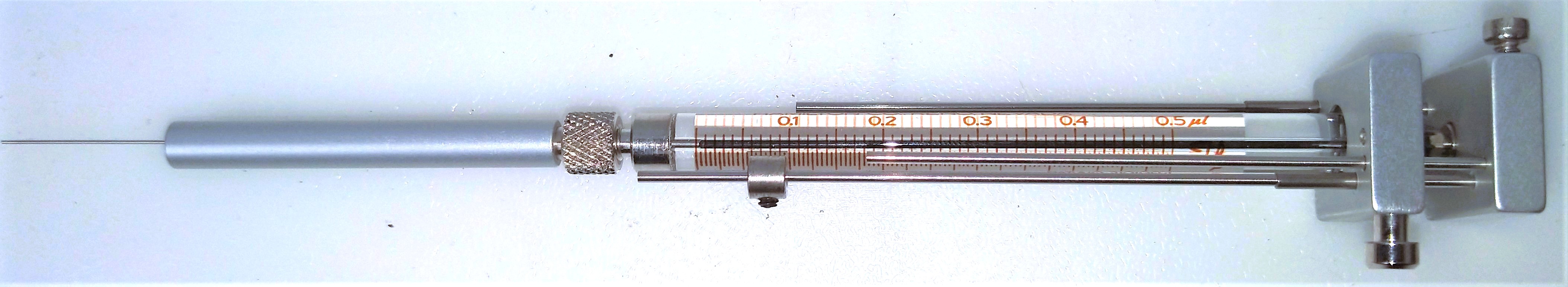 New Open Box Hamilton 86252 Microliter (#7000.5) Injection Syringe with Chaney Adapter (0.5μL)