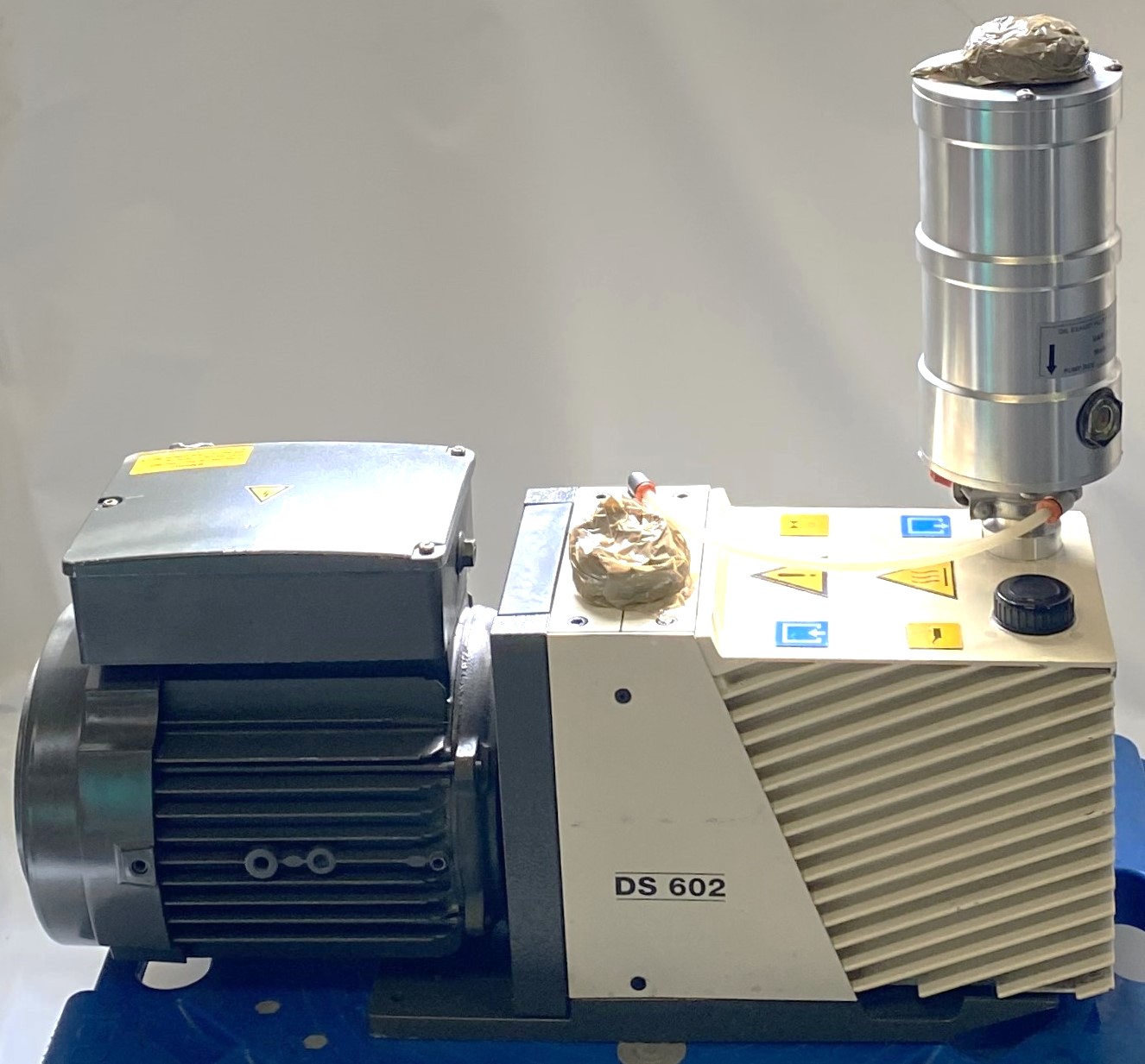 Used Varian (Agilent) DS 602 Rotary Vacuum Pump with Varian Oil Filter (17.6cfm)