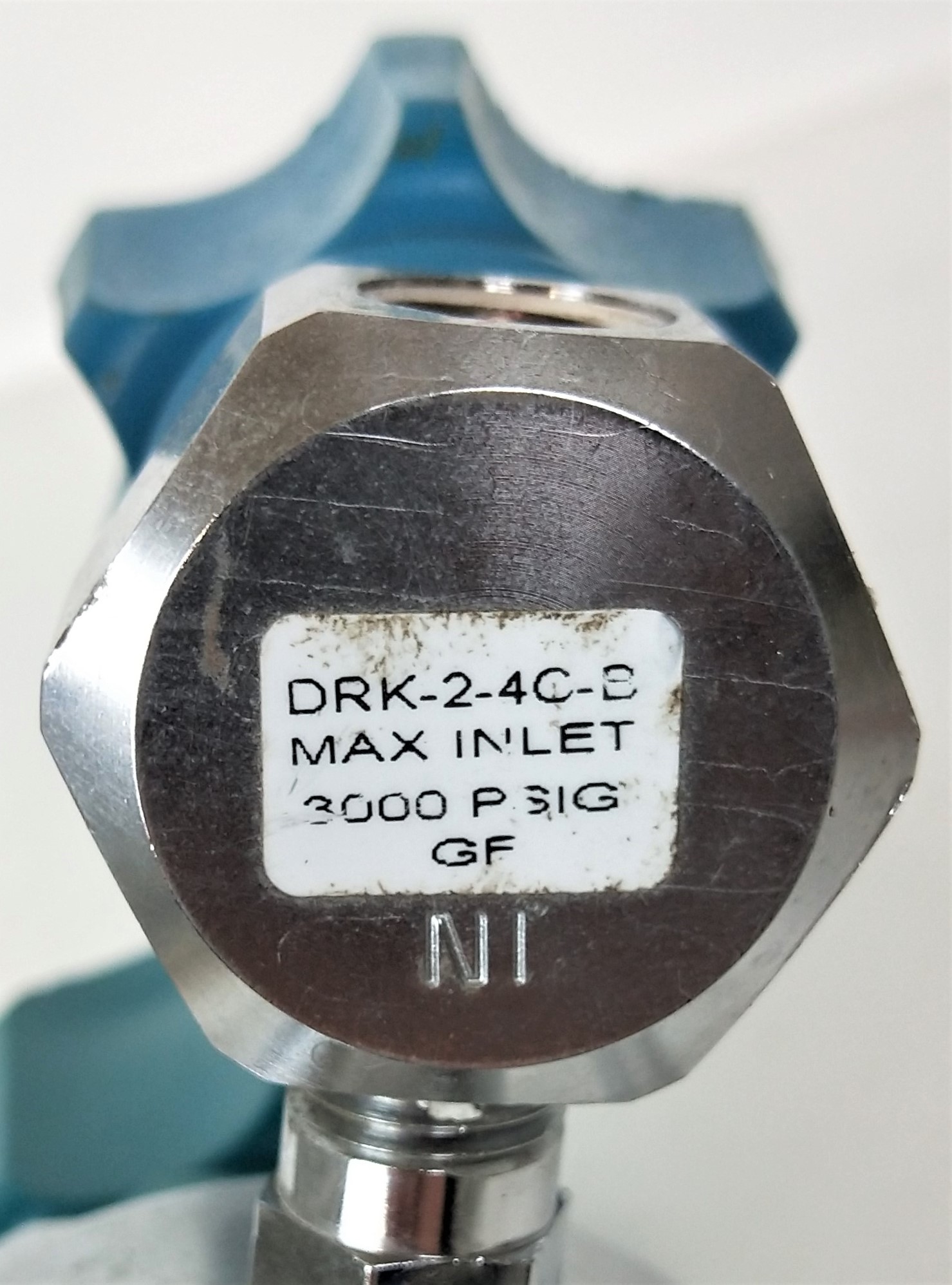 Used Airgas 310-3-580-V Dual Stage High Purity Regulator - CGA 580