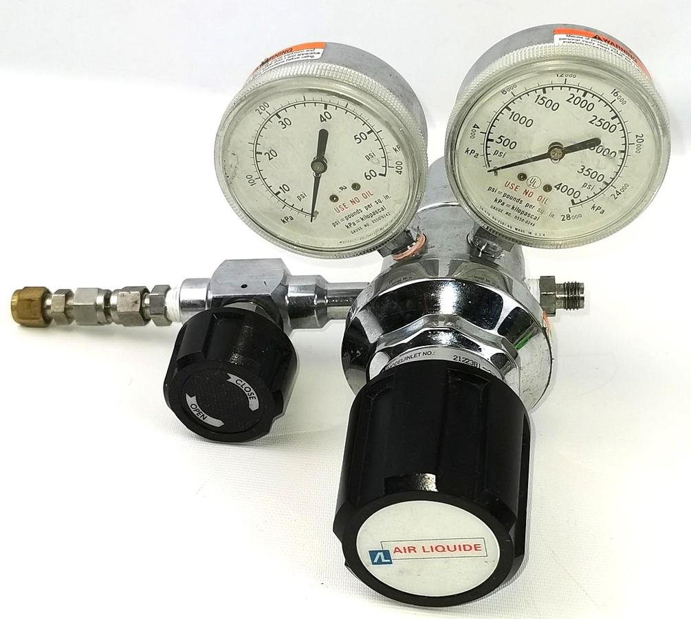 Used Liquid Air 2122381-350 Stainless-Steel Air Regulator (CGA 350)