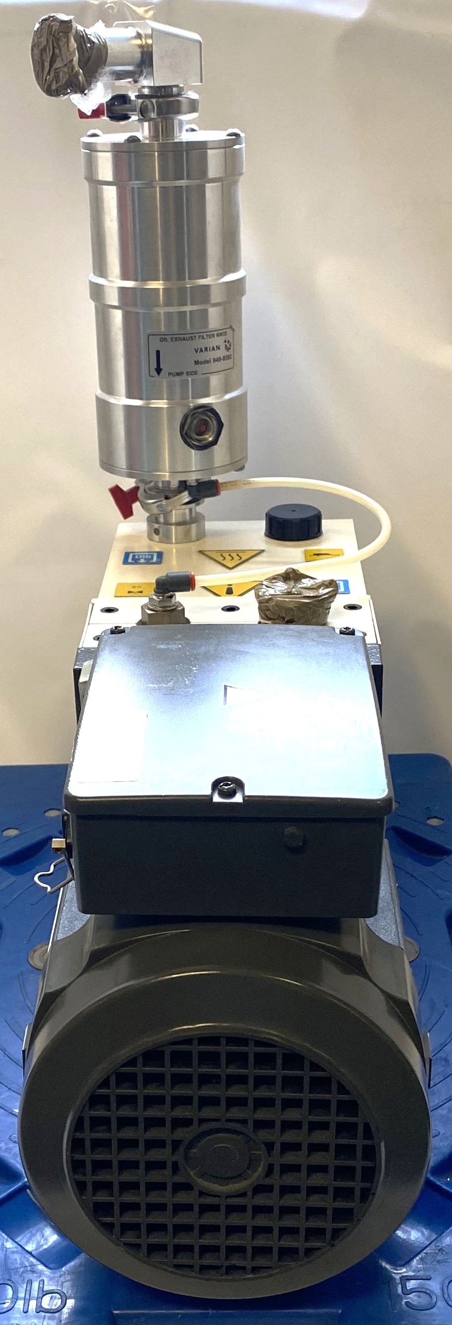 Used Varian (Agilent) DS 602 Rotary Vacuum Pump with Varian Oil Filter (17.6cfm)