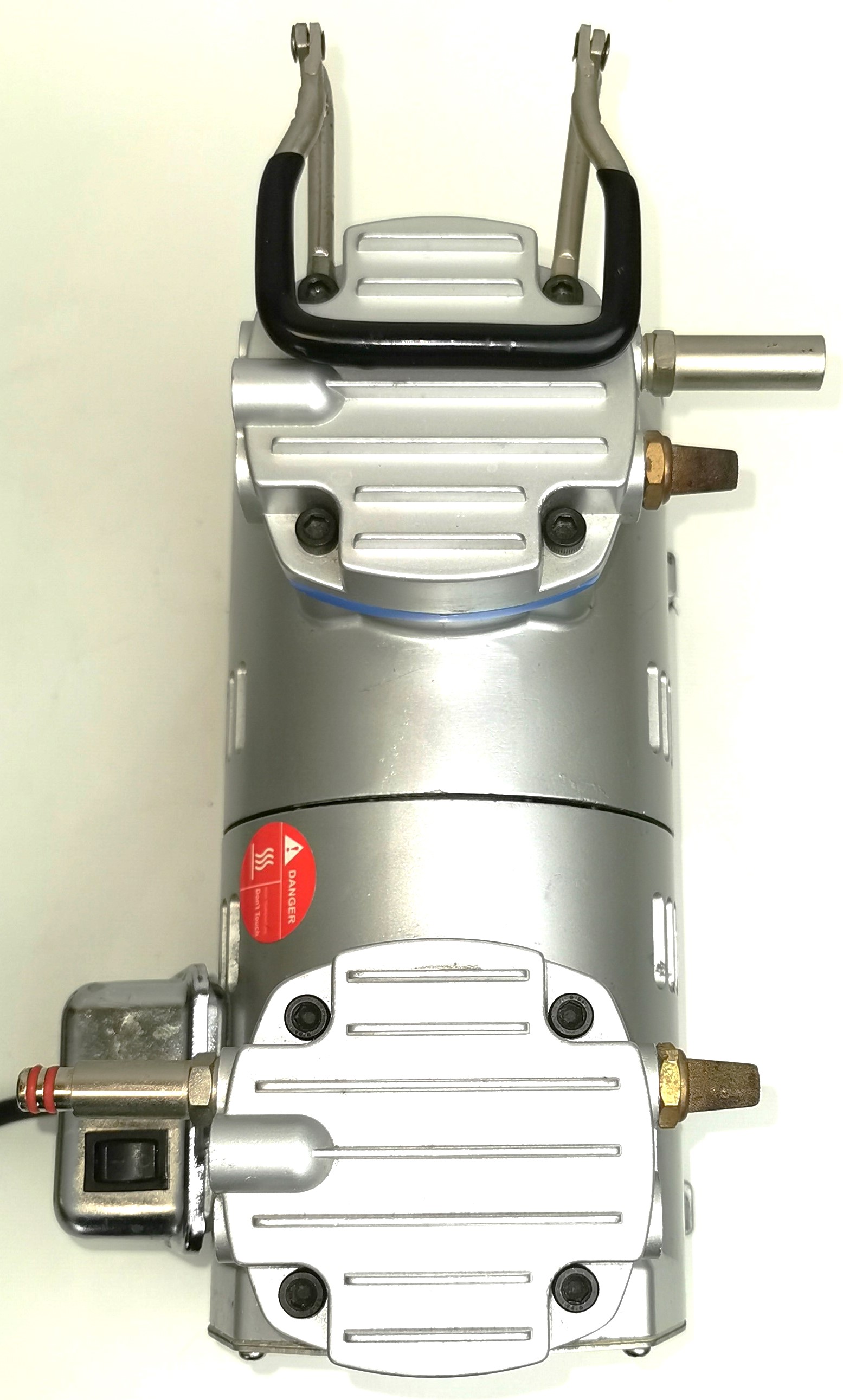 Used Rocker 600 Oil-Free Vacuum Pump (25.6"Hg)