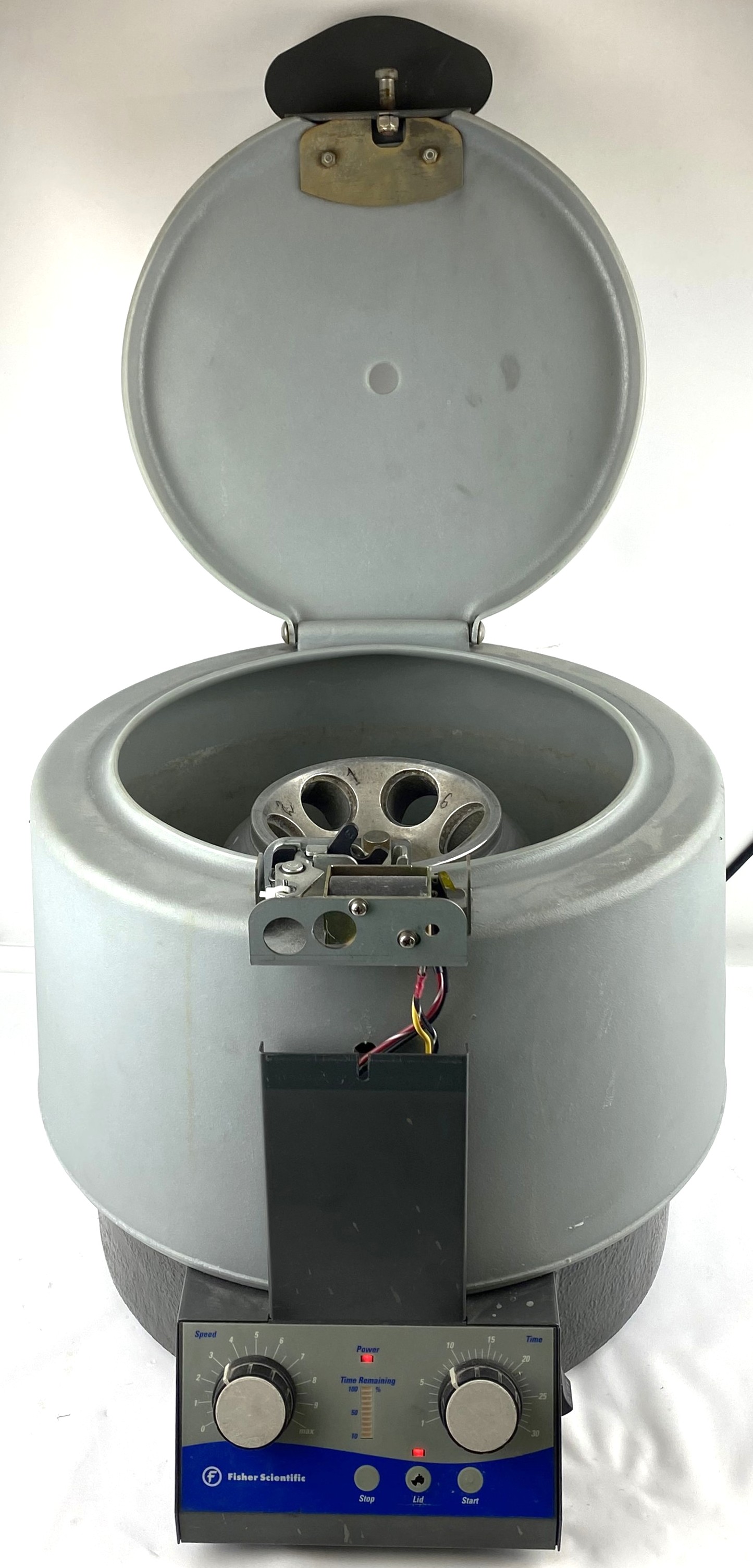 Used Fisher Centrific 225A Centrifuge with IEC 801 Fixed-Angle Rotor (6 x 50mL)